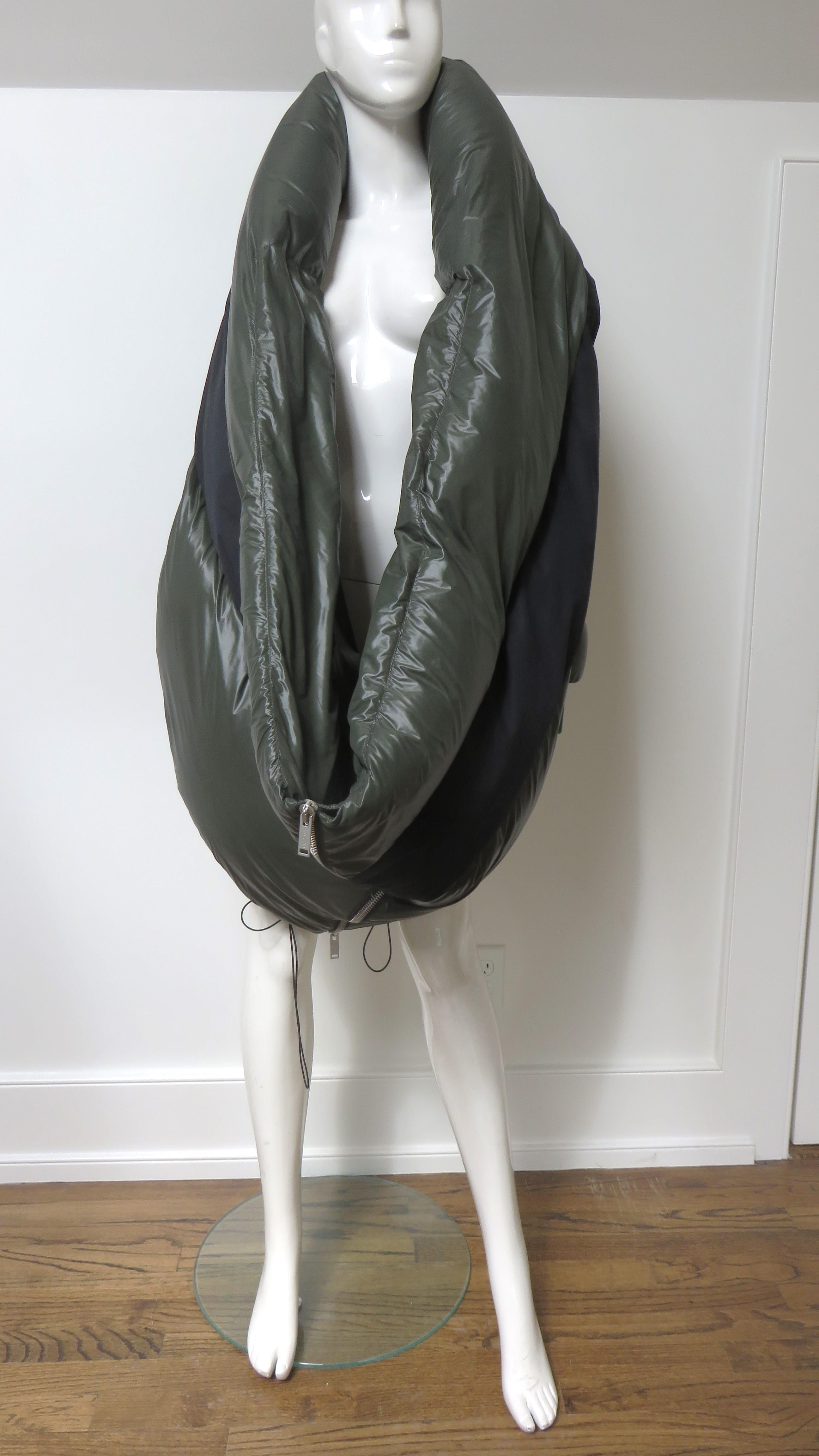 Ben Traverniti Unravel Project Wrap color Block Puffer Jacket en vente 3