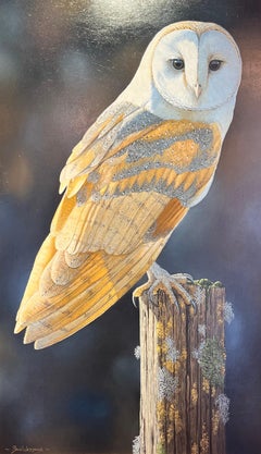 « Catching the Rays » : peinture photoréaliste représentant un hibou, dans des tons d'ambre, de blanc et de marron