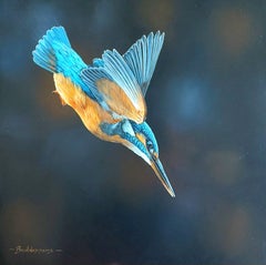 « Cible repérée » : peinture photoréaliste représentant un martin-pêcheur en plein vol, bleu et jaune