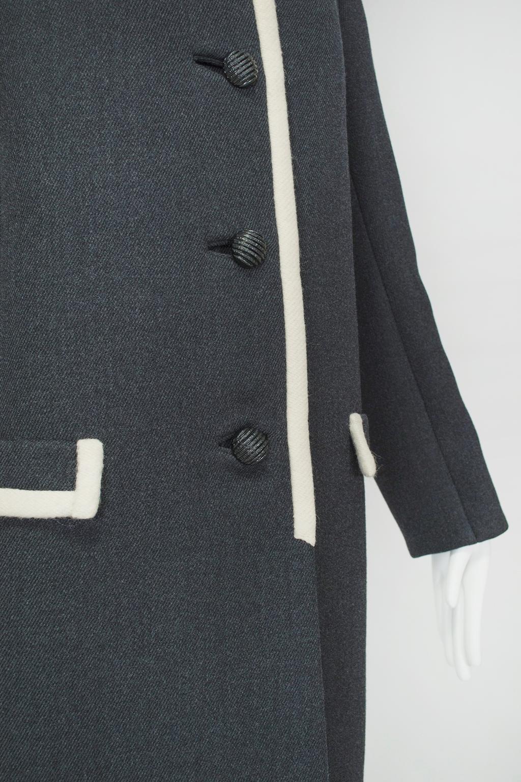 B Zuckerman Mod Jackie O Charcoal Wool Contrast Coat and Skirt Set - M, anni '60 in vendita 1