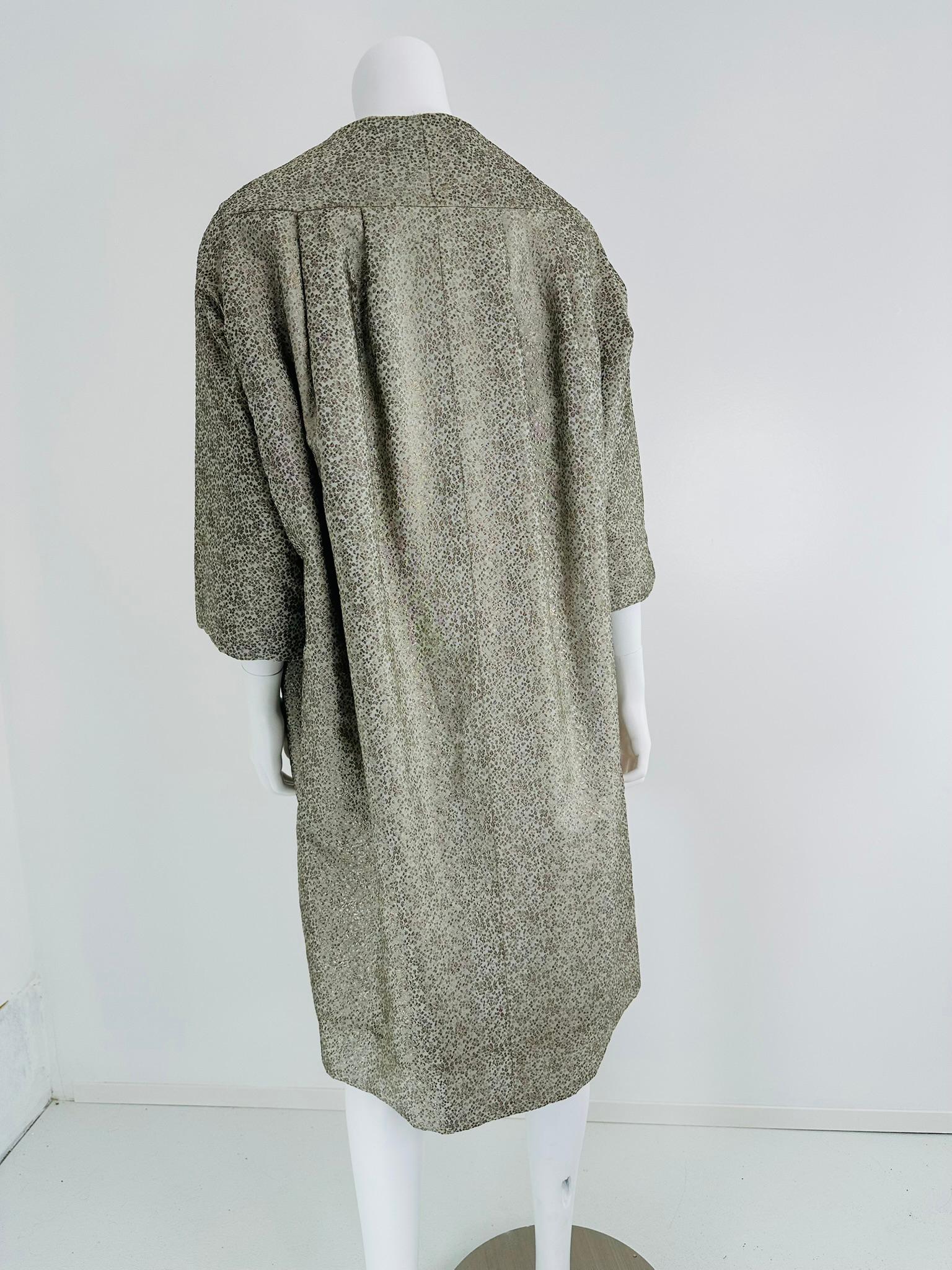 Ben Zuckerman Silver & Ice Blue Metallic Brocade 1950s Sac Back Evening Coat For Sale 4