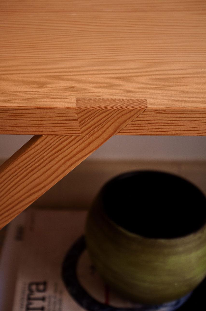 handcrafted Shaker style Bench  from Oregon pine In New Condition For Sale In Carnota, A Coruña, Galicia