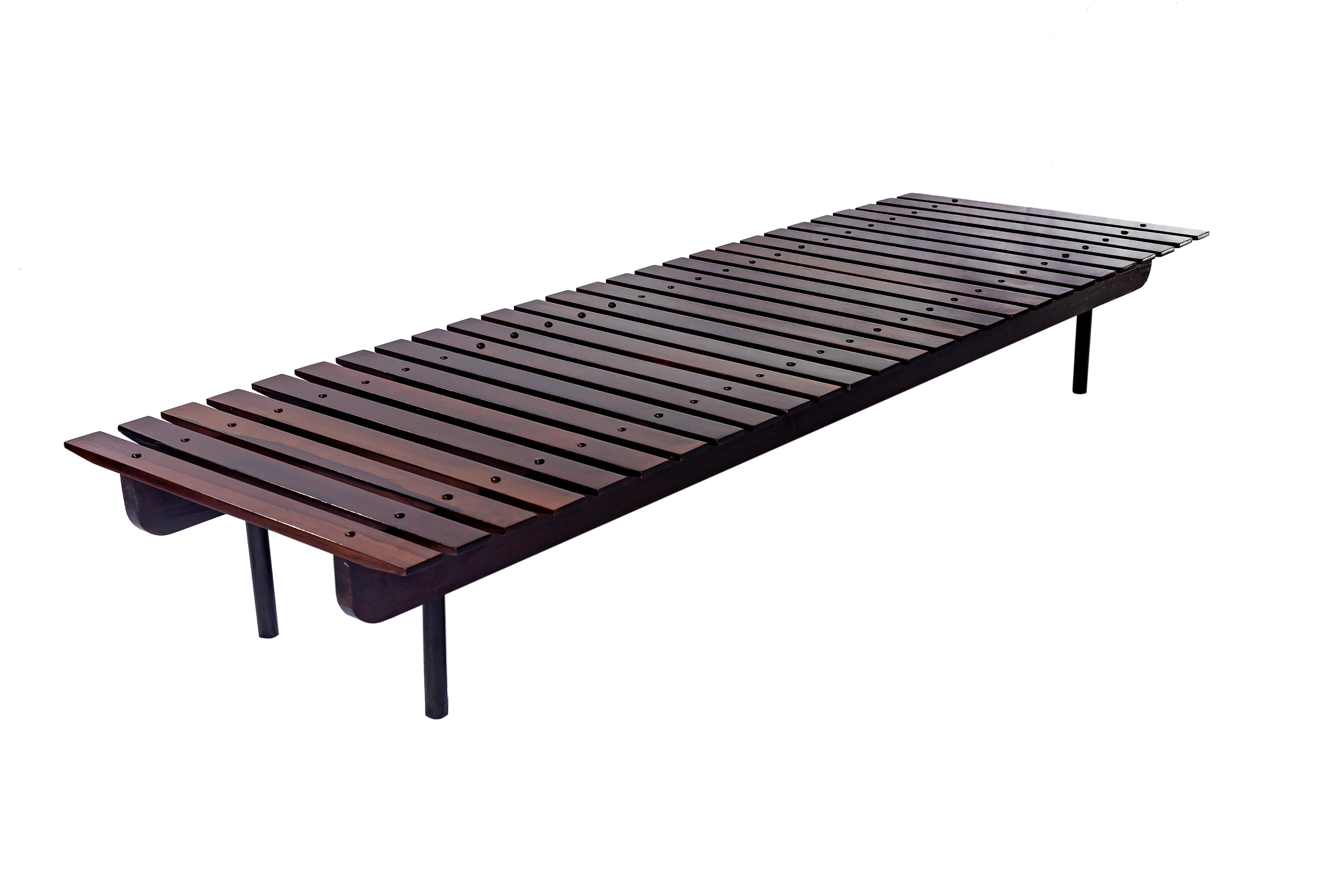 Mid-Century Modern Banc par Anonymous, Brésilien moderne du milieu du siècle, années 1950 en vente