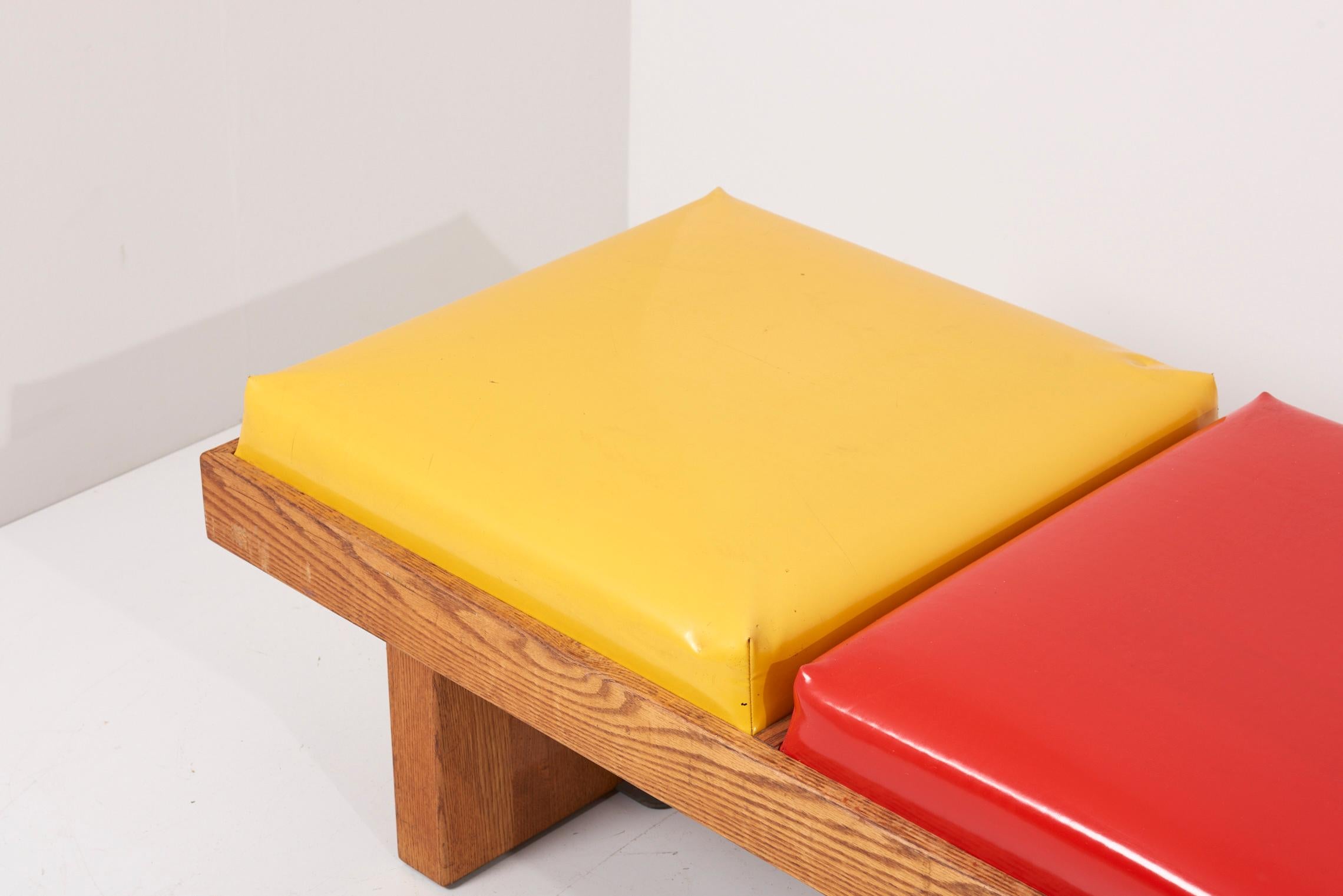 Bench by Harvey Probber in Ketchup / Mustard in Oak, USA 1960s For Sale 3