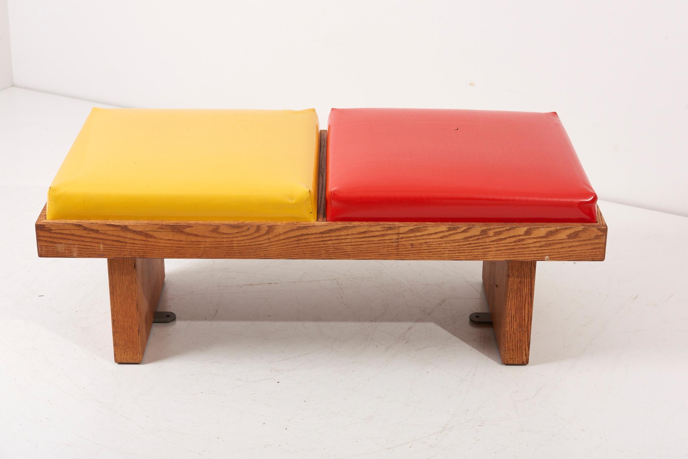 Bench by Harvey Probber in Ketchup / Mustard in Oak, USA 1960s For Sale 1
