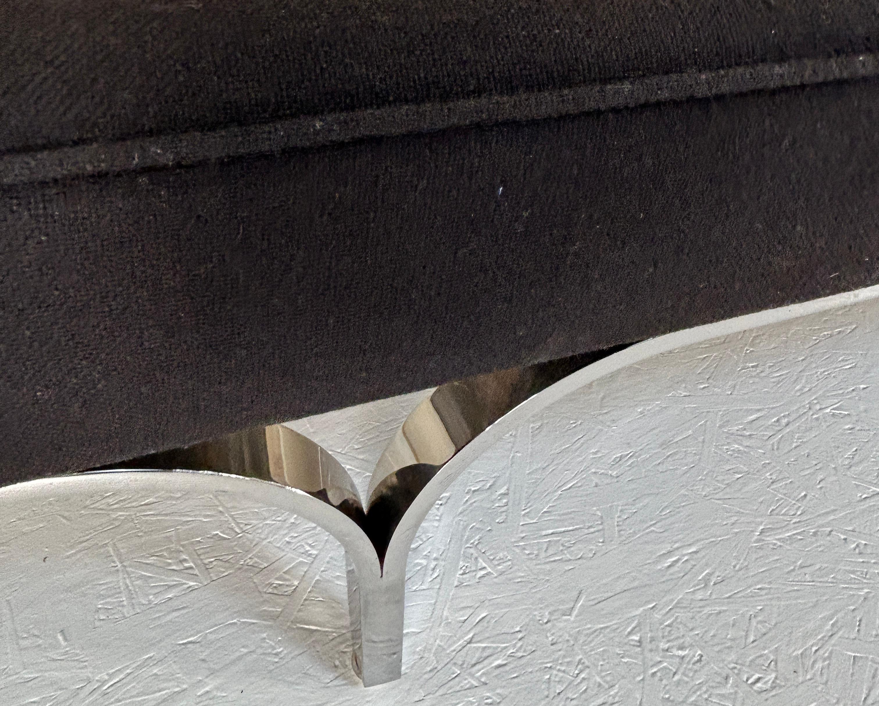 Banc en acier inoxydable de Laverne Originals en vente 1