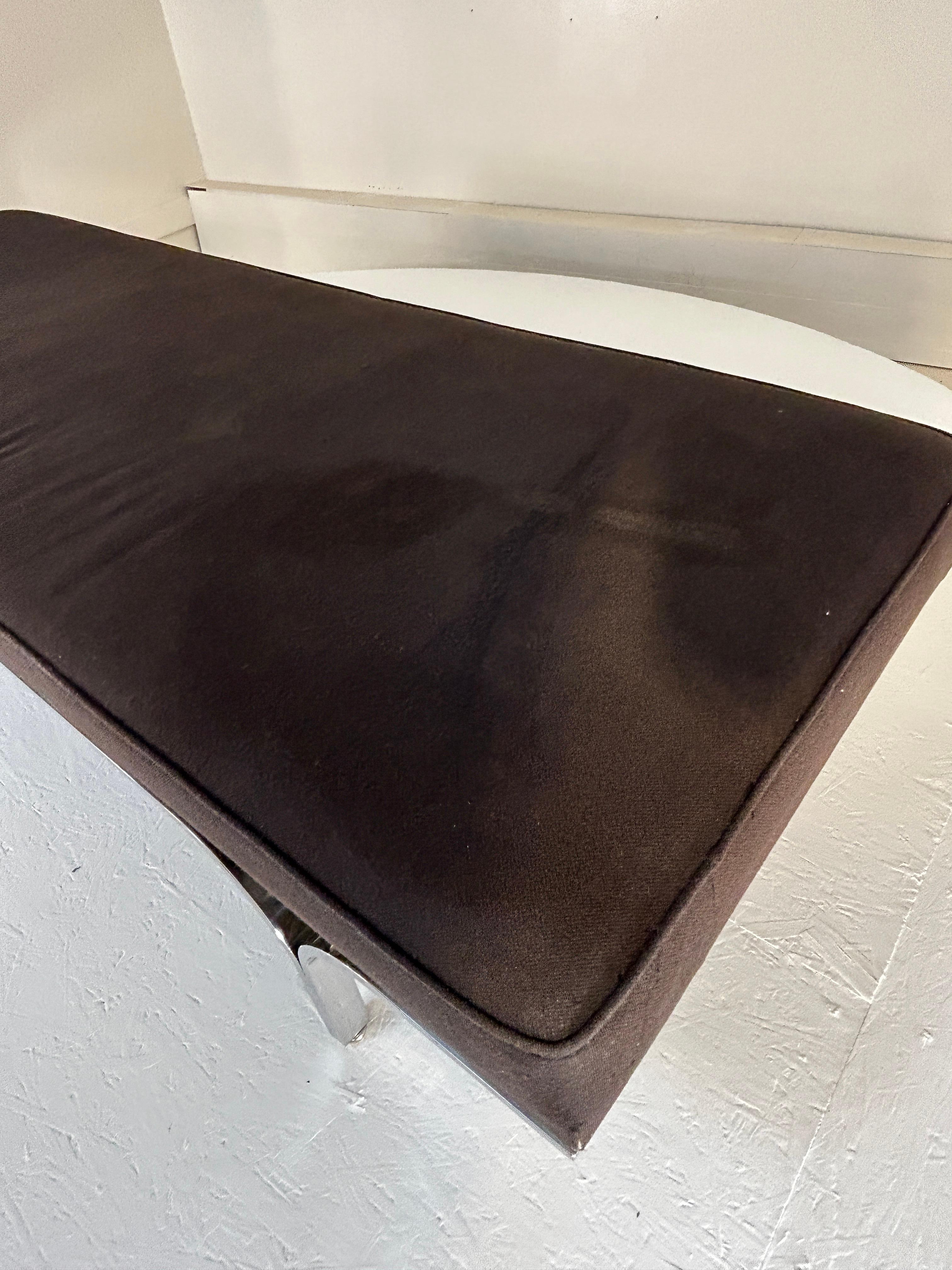 Banc en acier inoxydable de Laverne Originals en vente 2