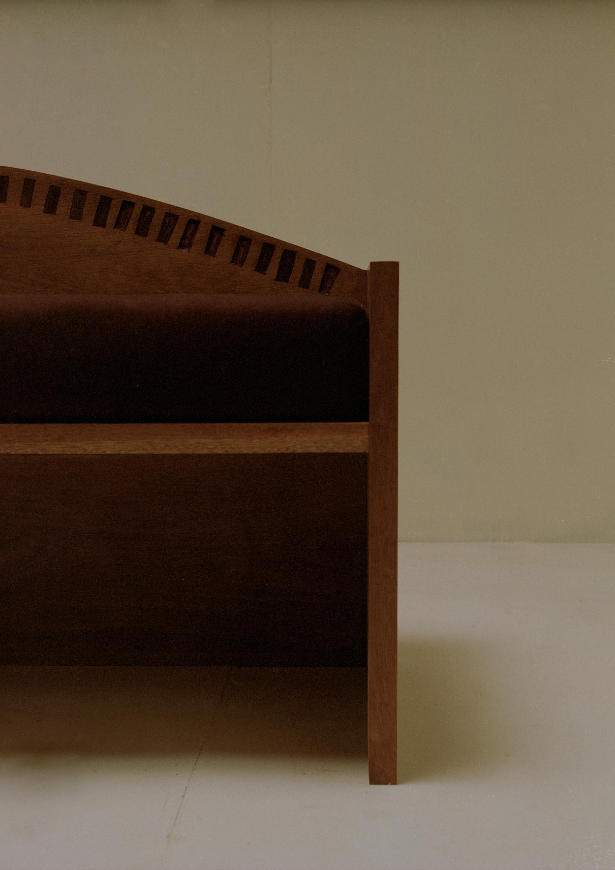 La nouvelle Collection S de Rafael Triboli synthétise les aspects fondamentaux de sa pratique, en rassemblant des techniques et des ressources qui ont longtemps habité son répertoire, mais qui parviennent désormais à une communication organique avec