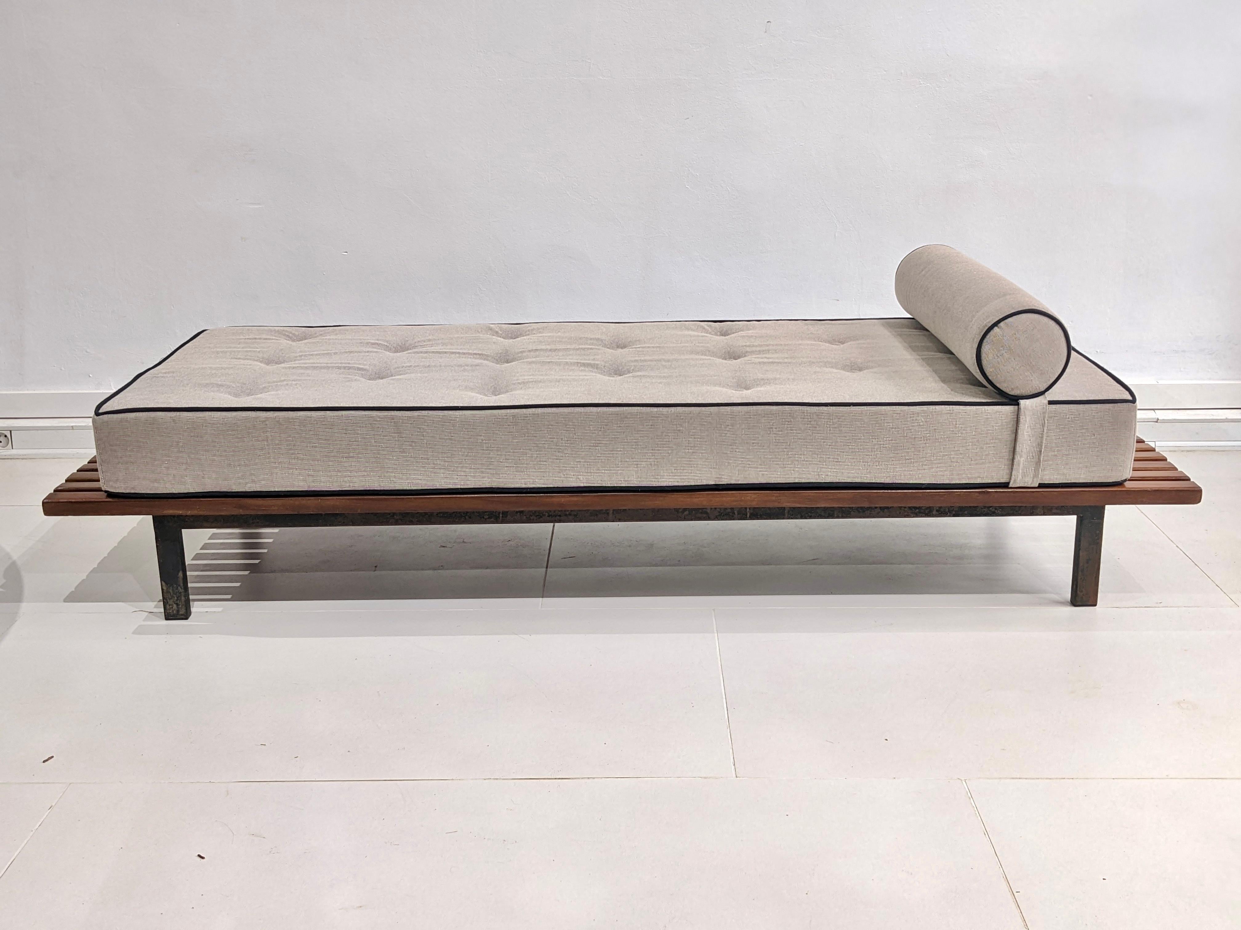 Bench Cansado Bed 13 Slats by Charlotte Perriand In Good Condition In lyon, FR