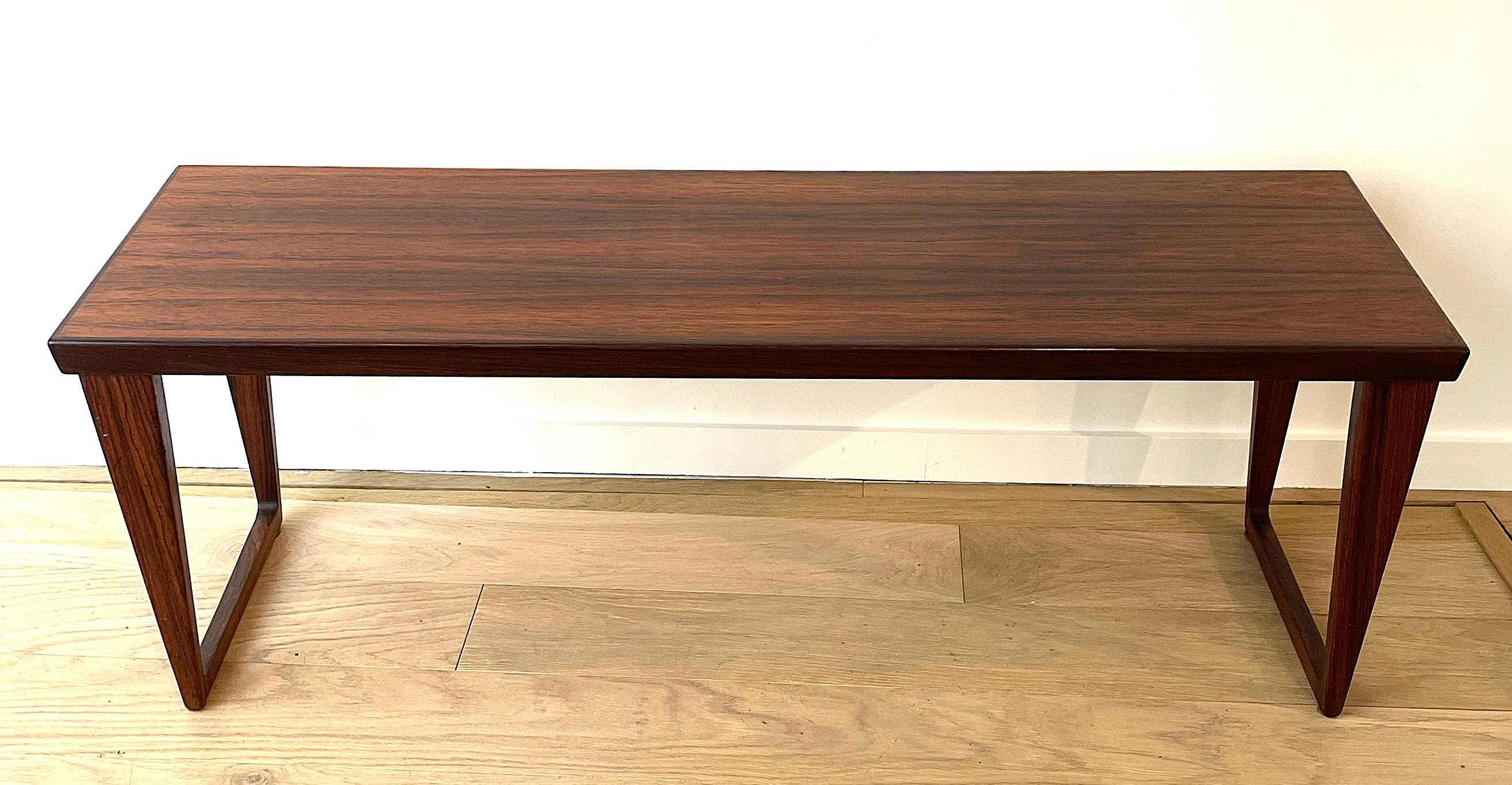 Couchtisch/Bank und Schrank aus Palisanderholz von Kai Kristiansen (Dänisch) im Angebot