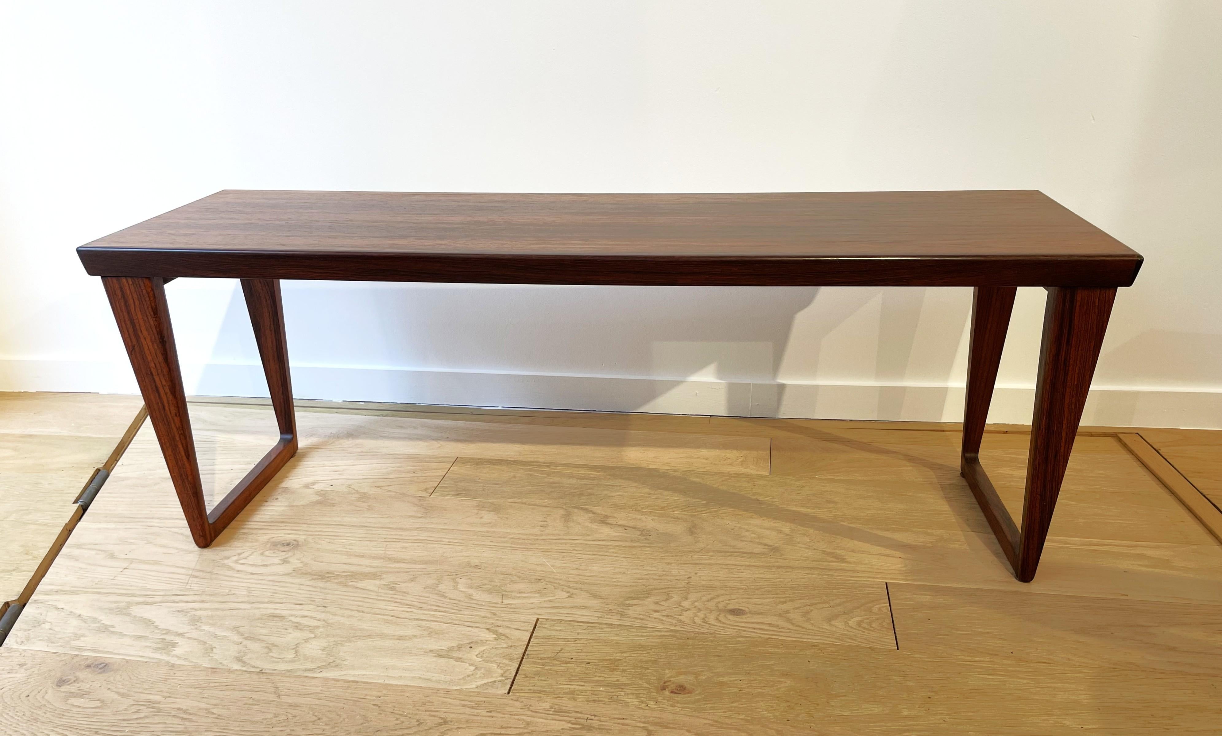 Danois Table basse et meuble de rangement en bois de rose Kai Kristiansen en vente