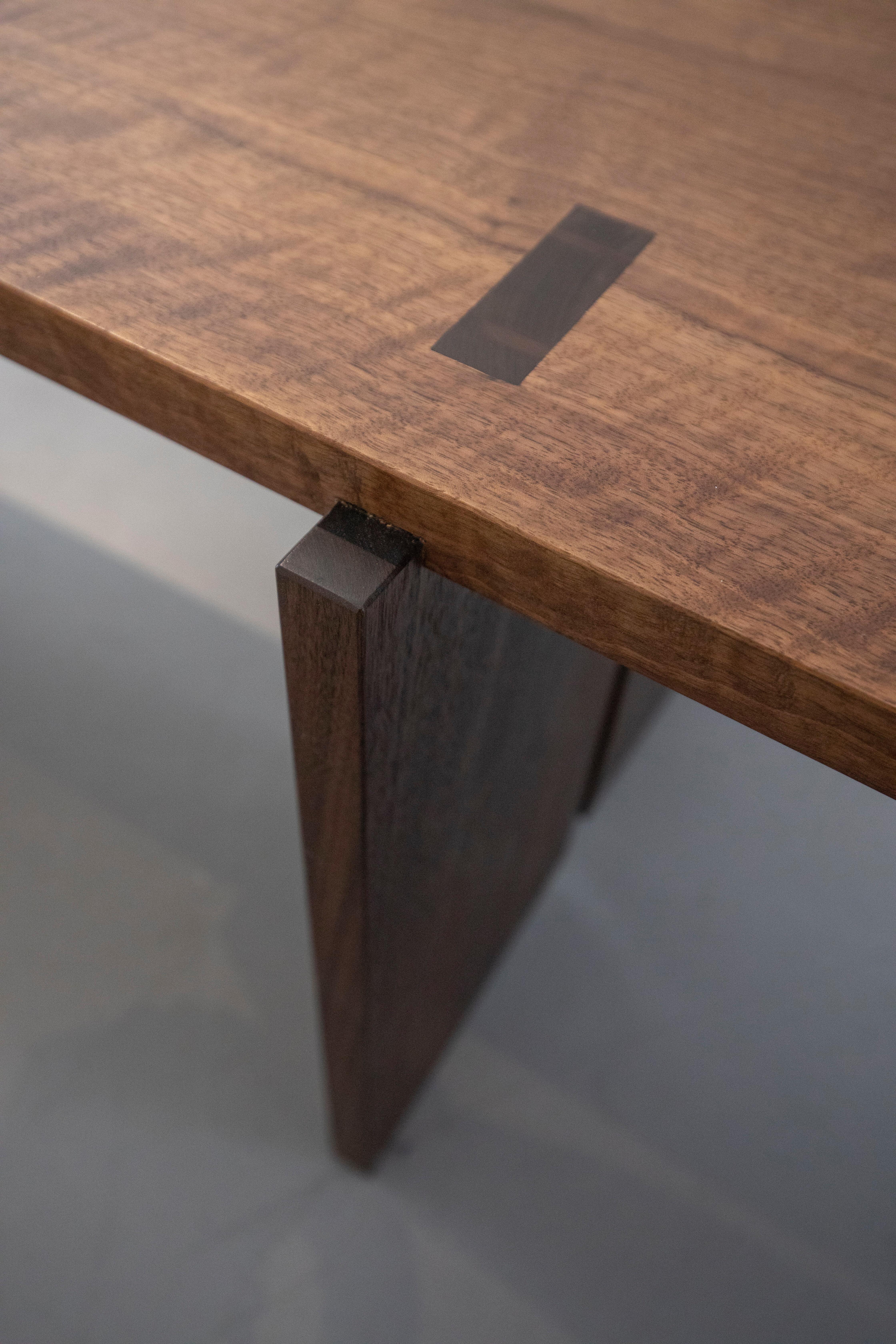 Banco de nogal negro de Frank Buschmann Español en venta