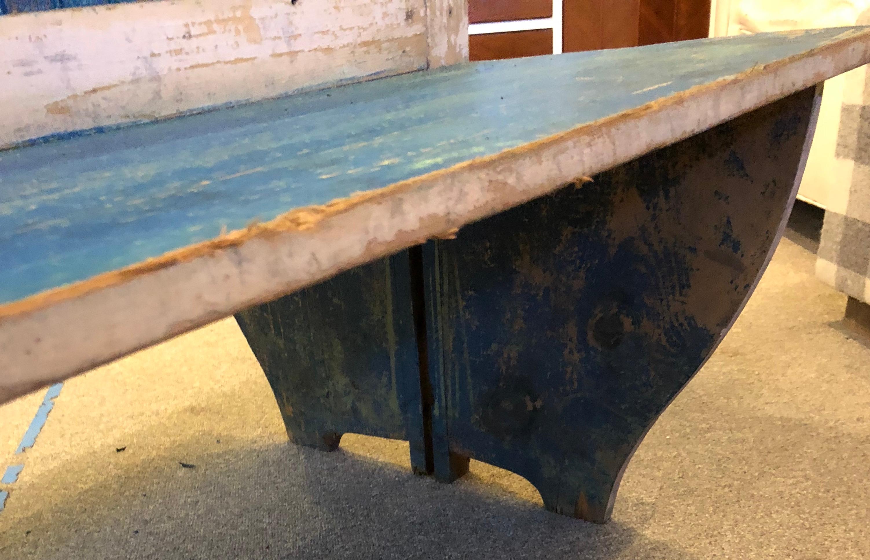 Bench from Train Depot, circa 1900s, 2 Sided with Original Blue Paint im Zustand „Gut“ in Madison, WI