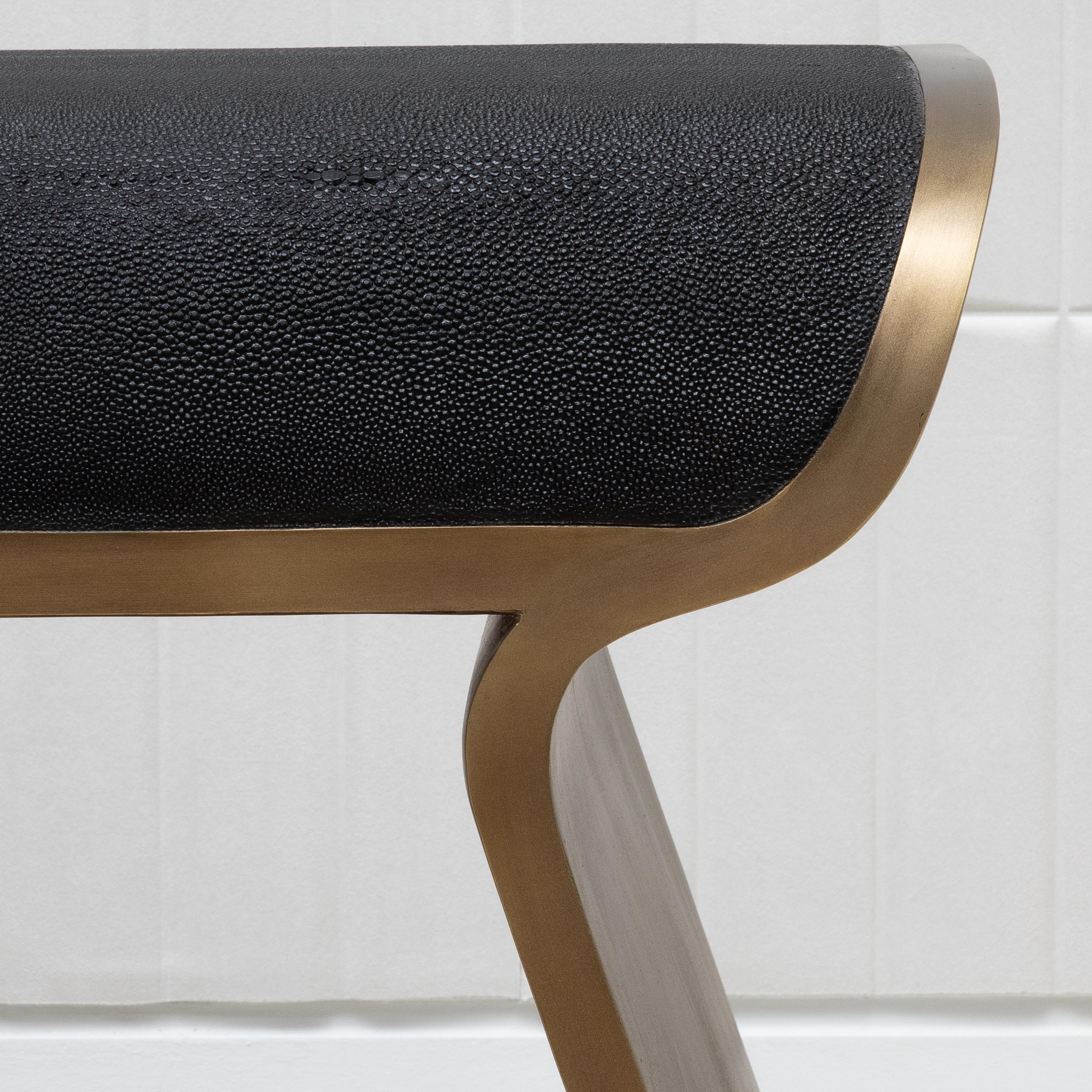 Bench in Black Shagreen with Bronze Patina Brass Legs by Kifu Paris For Sale 5