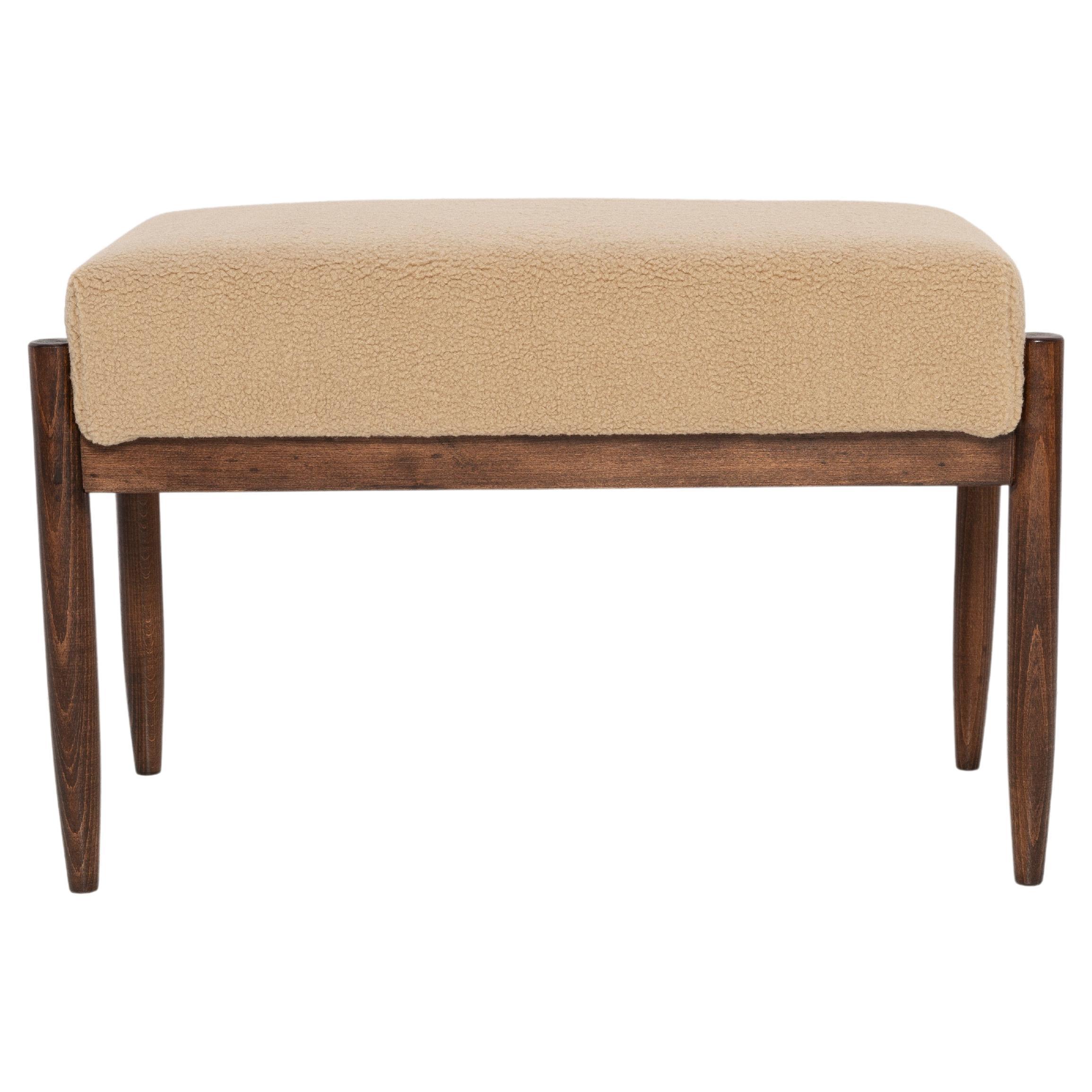 Bench in Camel Boucle by Vintola Studio, Europe, Poland For Sale