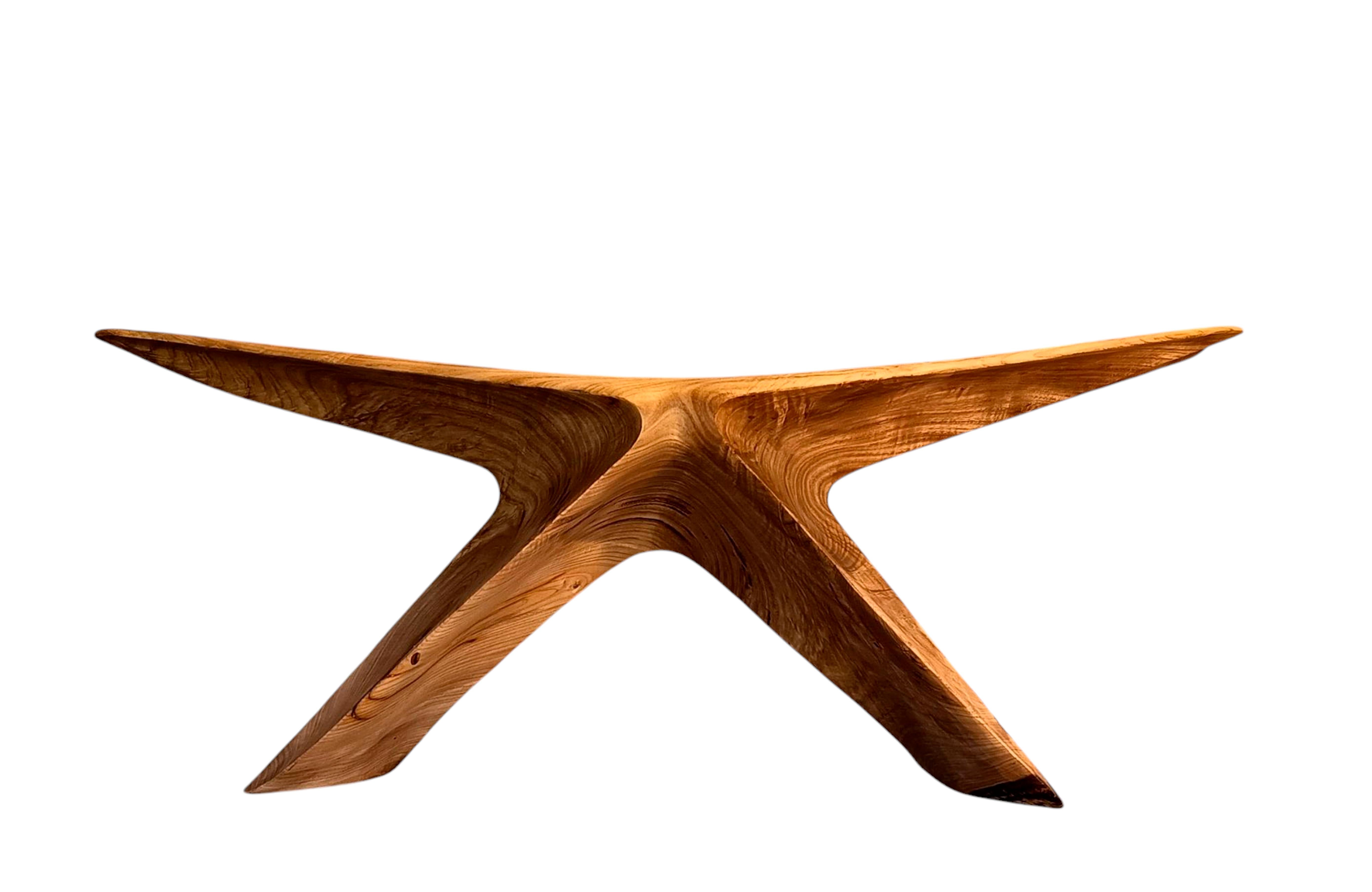 Moderno Bench in Carved Chestnut Wood with Beewax Finish by Daniel Soffia in vendita