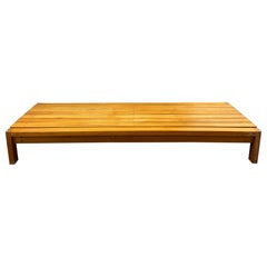 Banc en orme par  Maison Regain