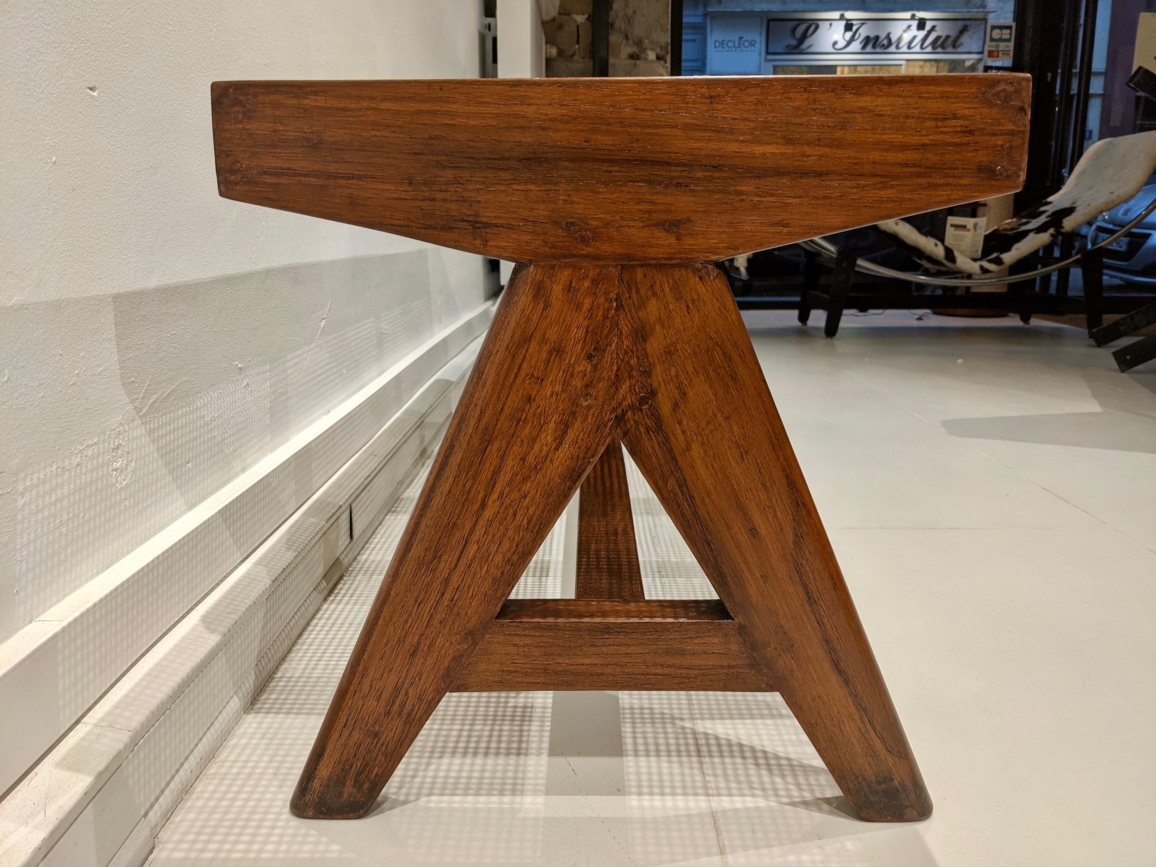 Bench in Solid Teak and Cane by Pierre Jeanneret In Good Condition In lyon, FR
