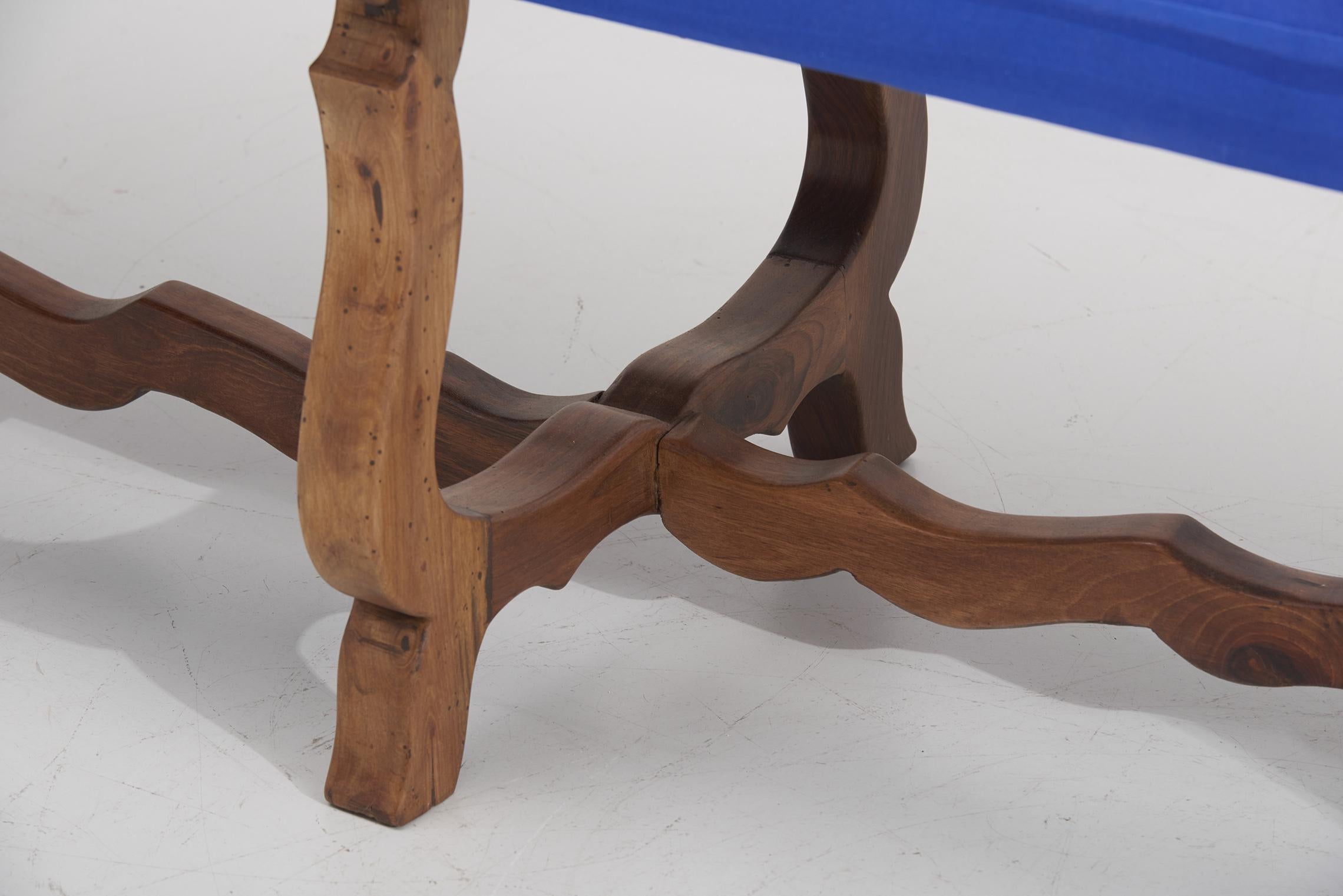 Bench in Spanish Walnut and Blue Dedar Upholstery For Sale 9