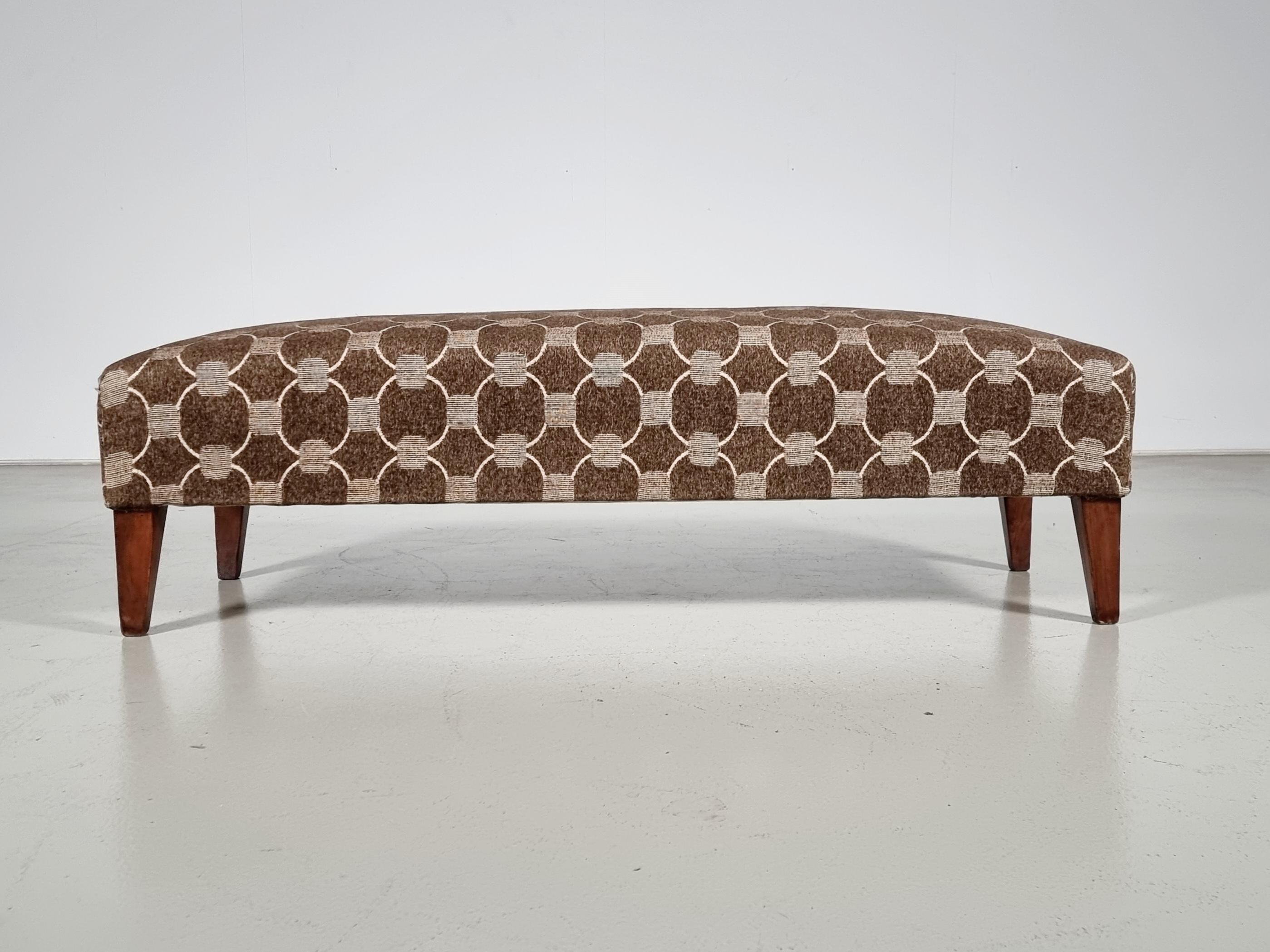 European Bench in the manner of Gio Ponti in wood and fabric, 1950s For Sale