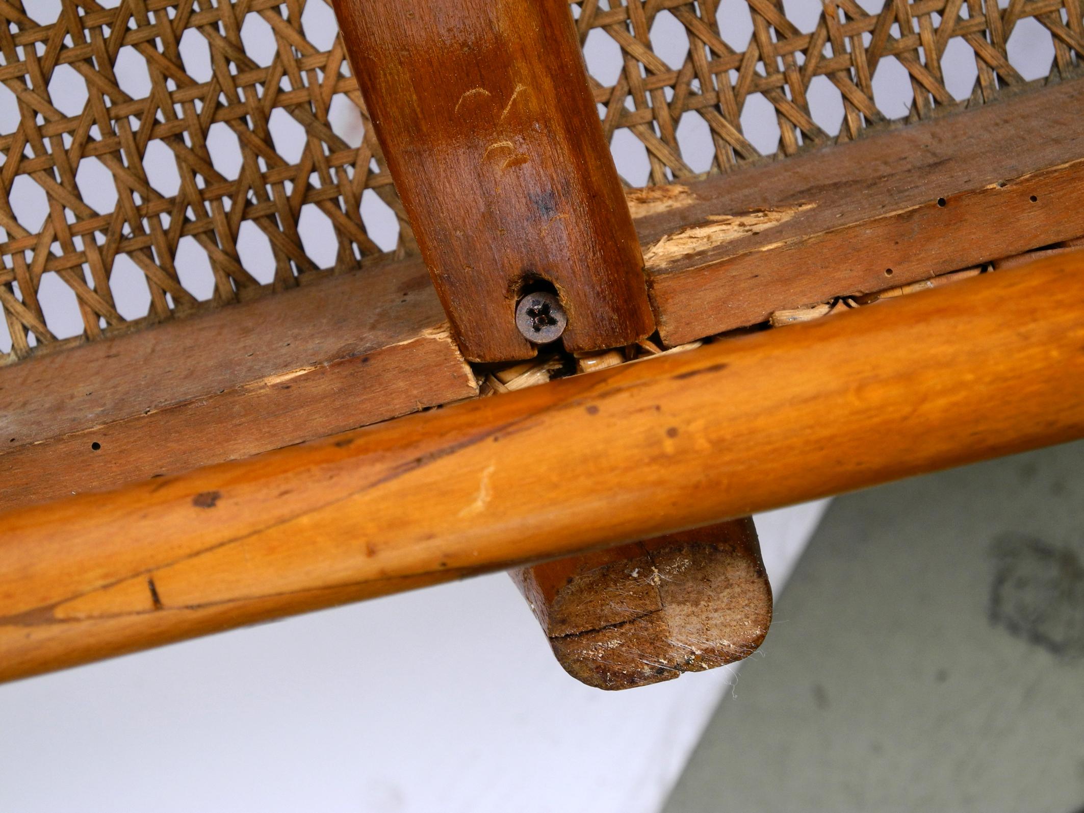 Bench No. 5 Thonet 1858 made of bent beech and wickerwork | restoration needed For Sale 8