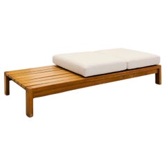 Banc ou table basse en bois d'orme de la maison Regain, France, 1970