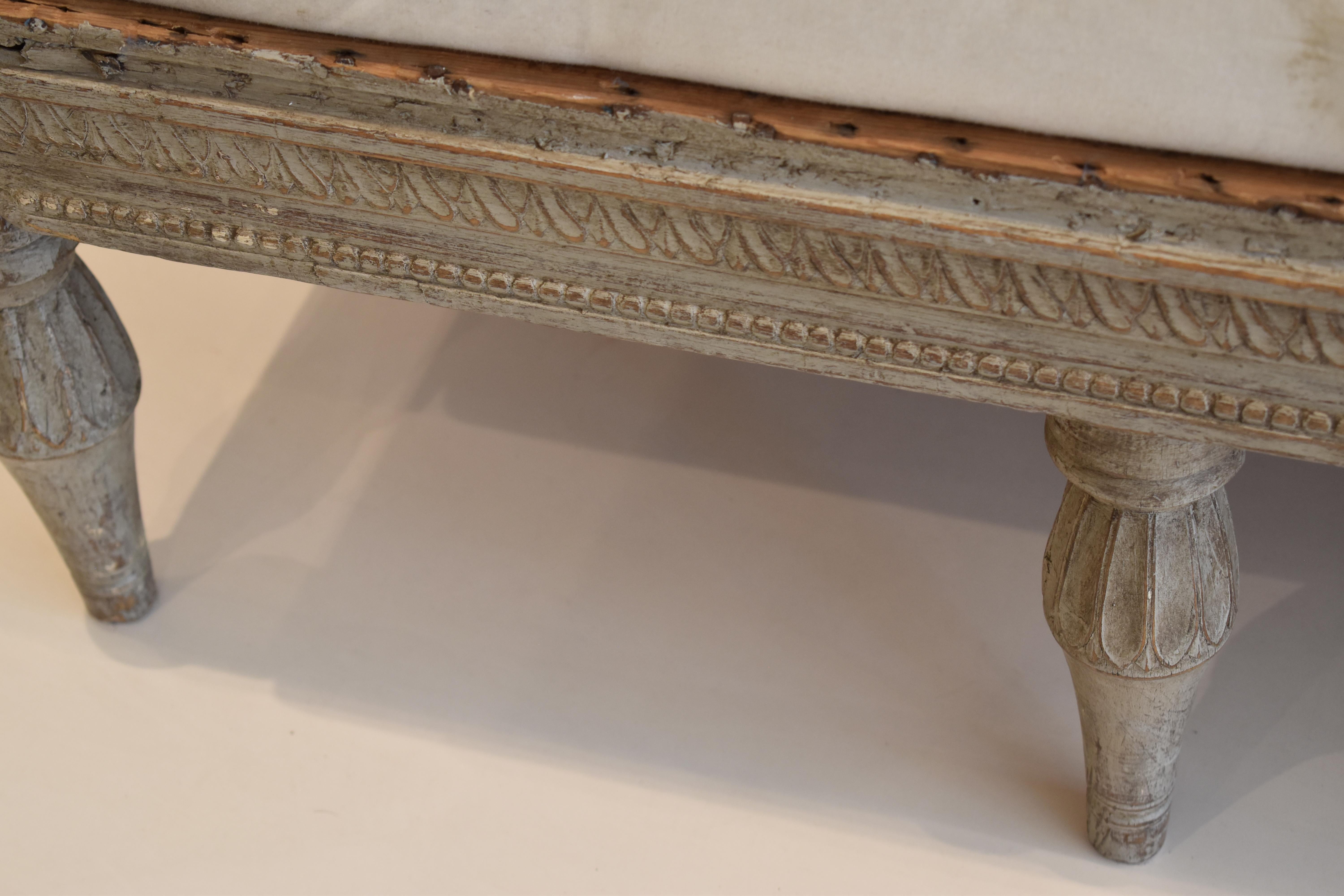 Bench, Swedish with Neoclassical Carving For Sale 4