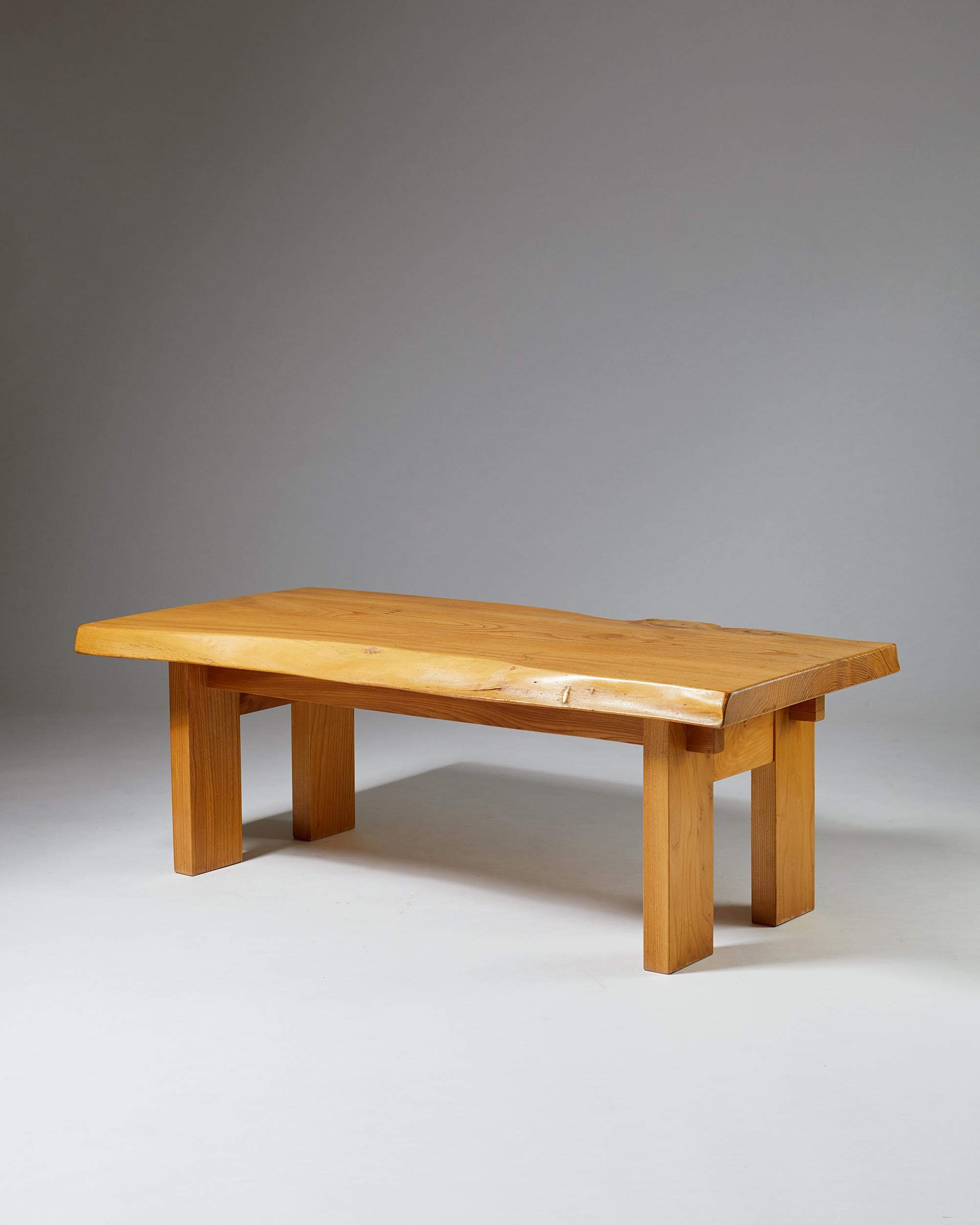 Bench/table designed by Sigvard Nilsson for Söwe-Konst,
Sweden, 1970s.

Elm.

Dimensions: 
L: 137 cm/ 54