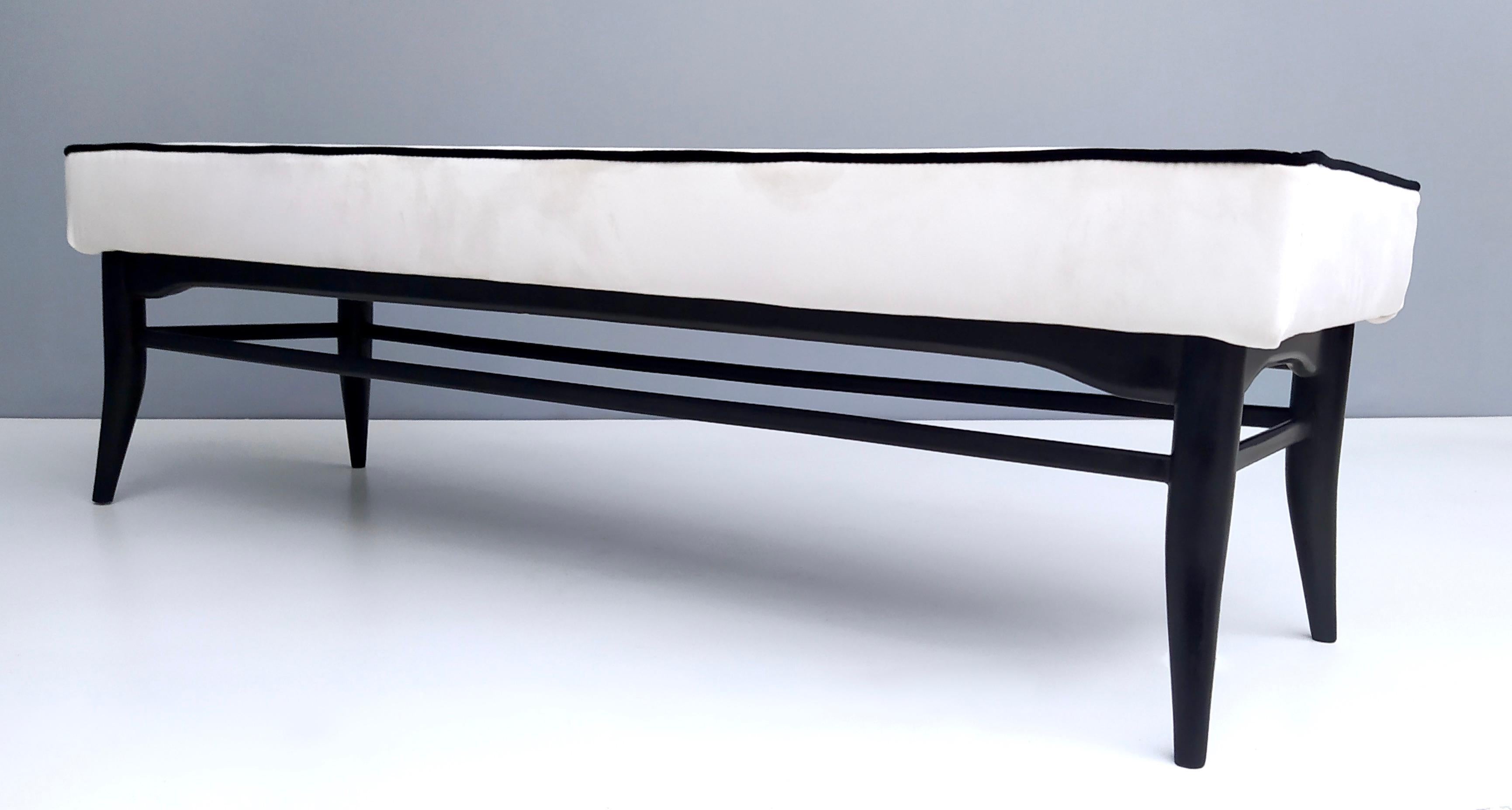 Mid-Century Modern Bench Upholstered in White Velvet with Ebonized Beech Legs, Italy