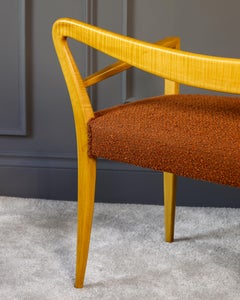 Bench with bouclè fabric by Guglielmo Ulrich in maple wood