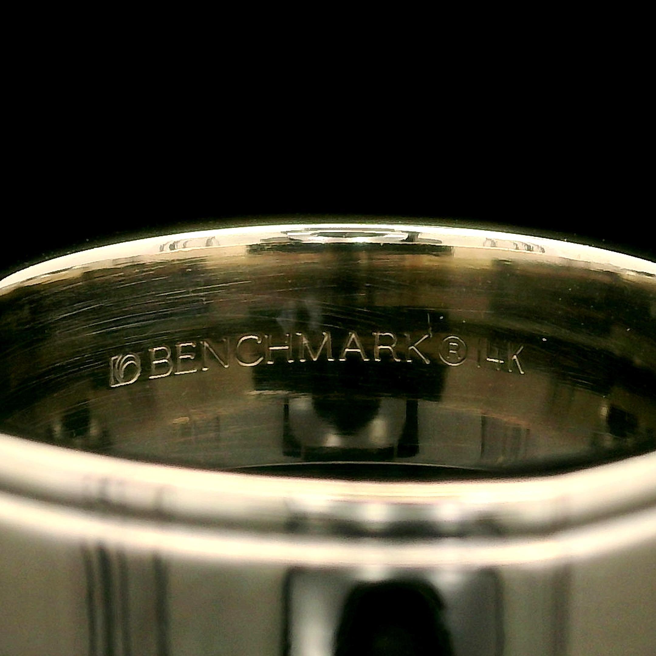 Femenino o masculino Anillo cuadrado de oro blanco de 14 quilates de 6,8 mm de ancho y acabado pulido sz 10 en venta