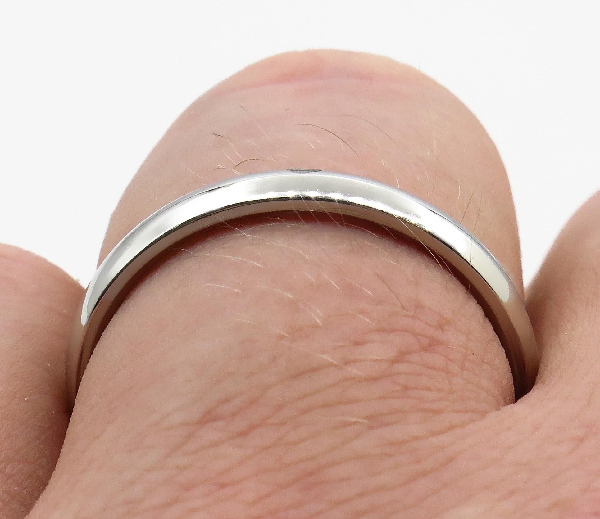 Benchmark Solid Platinum 950 Plain Wedding Band Ring Comfort Fit For Sale 1