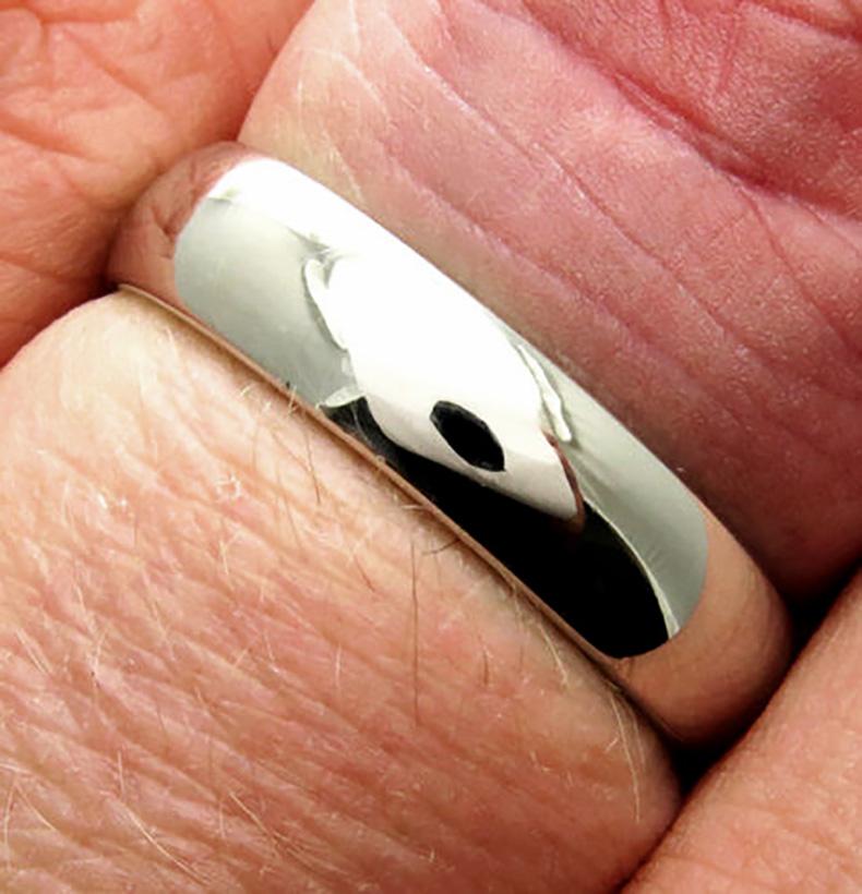 Benchmark Solid Platinum 950 Plain Wedding Band Ring Comfort Fit For Sale 4