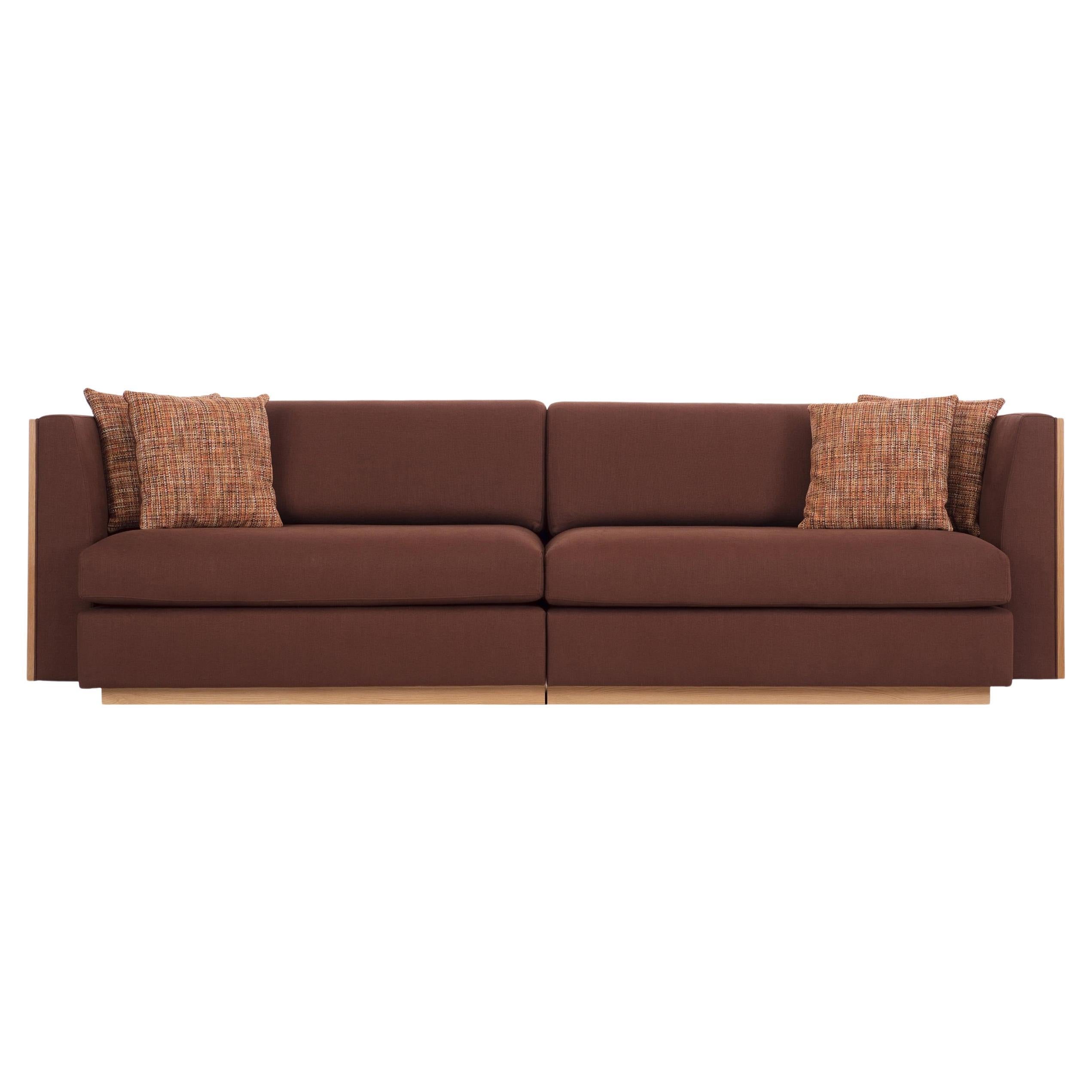 Bend Sofa mit freiliegender Holzlehne im Angebot