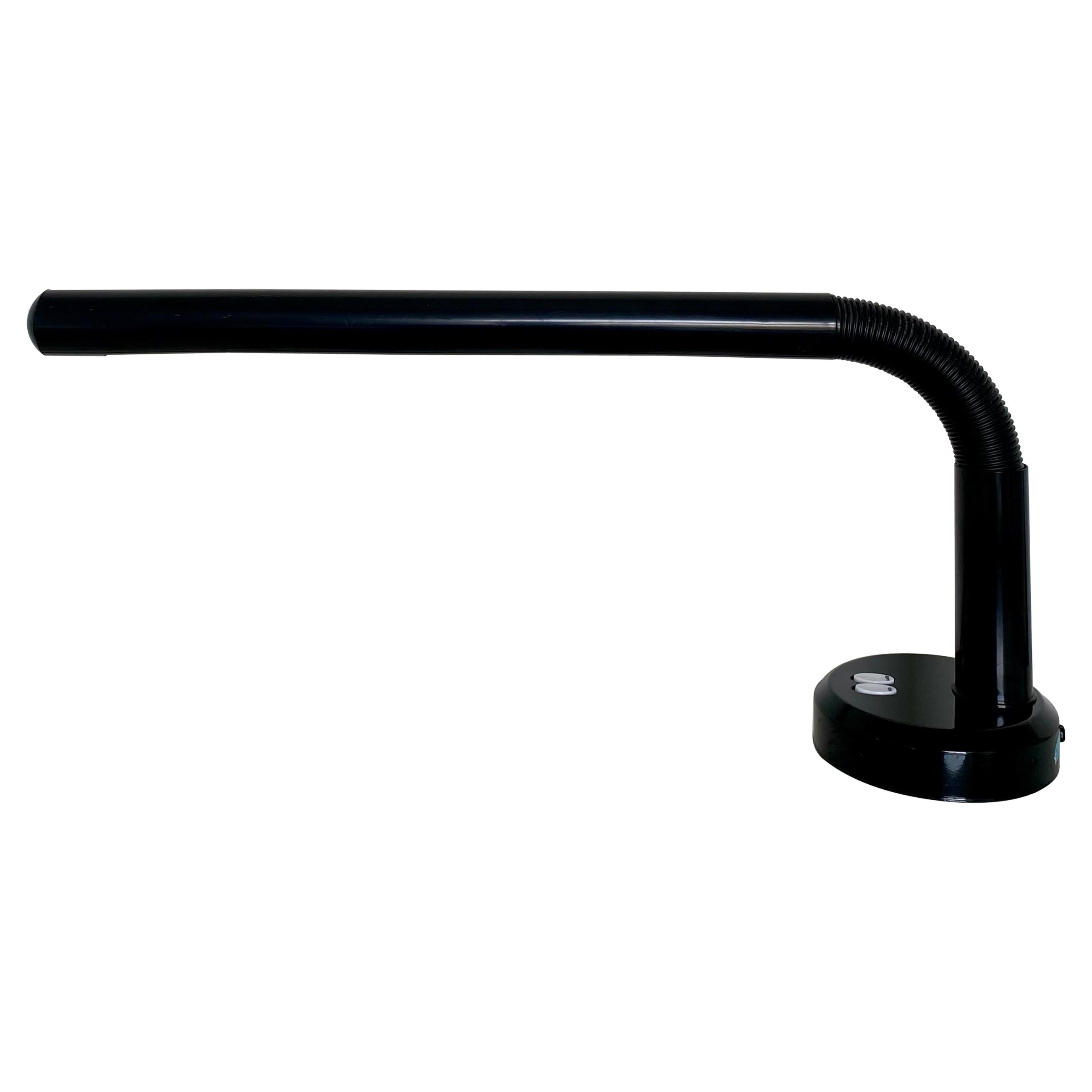 Lámpara de escritorio de tubo postmoderna plegable al estilo de Anders Pehrson, años 80