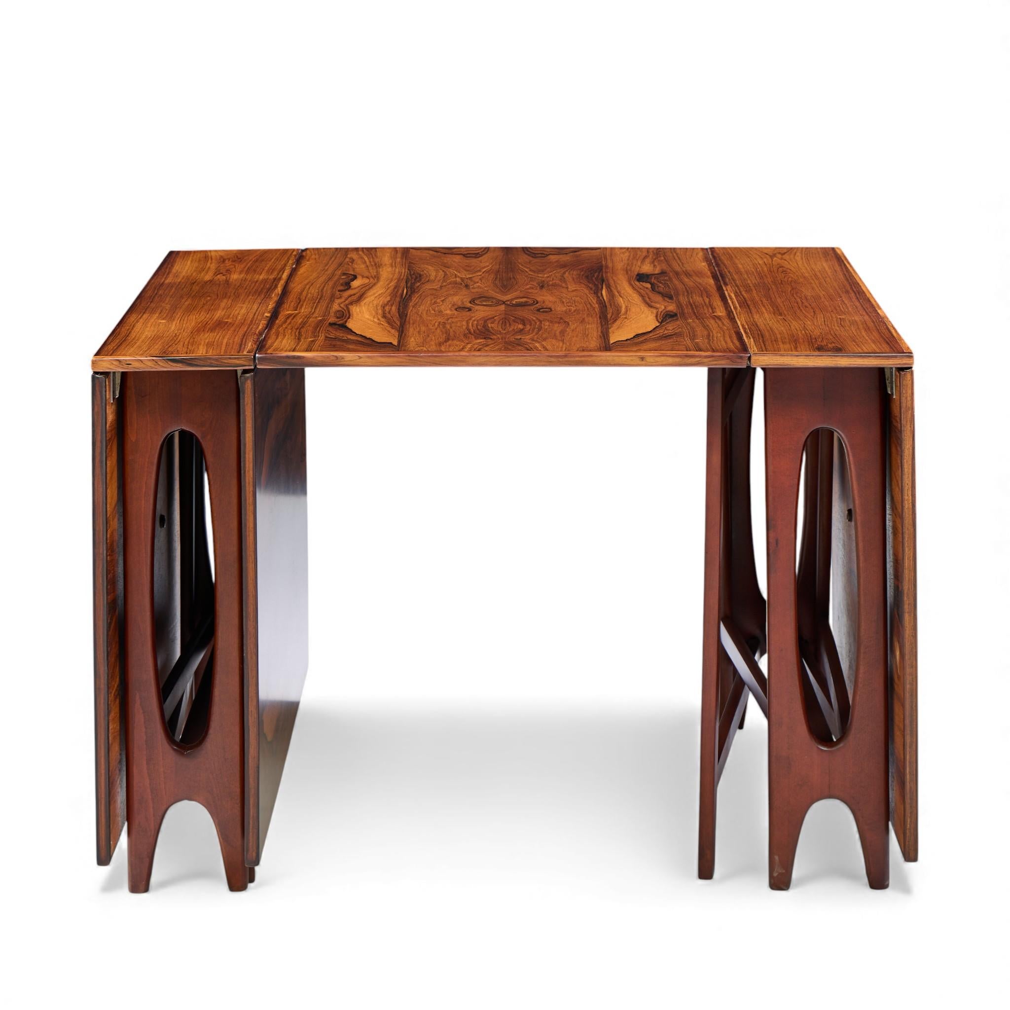 Table de salle à manger en palissandre norvégien du Micentenaire Bendt Winge - Paire Bon état - En vente à Franklin Park, IL