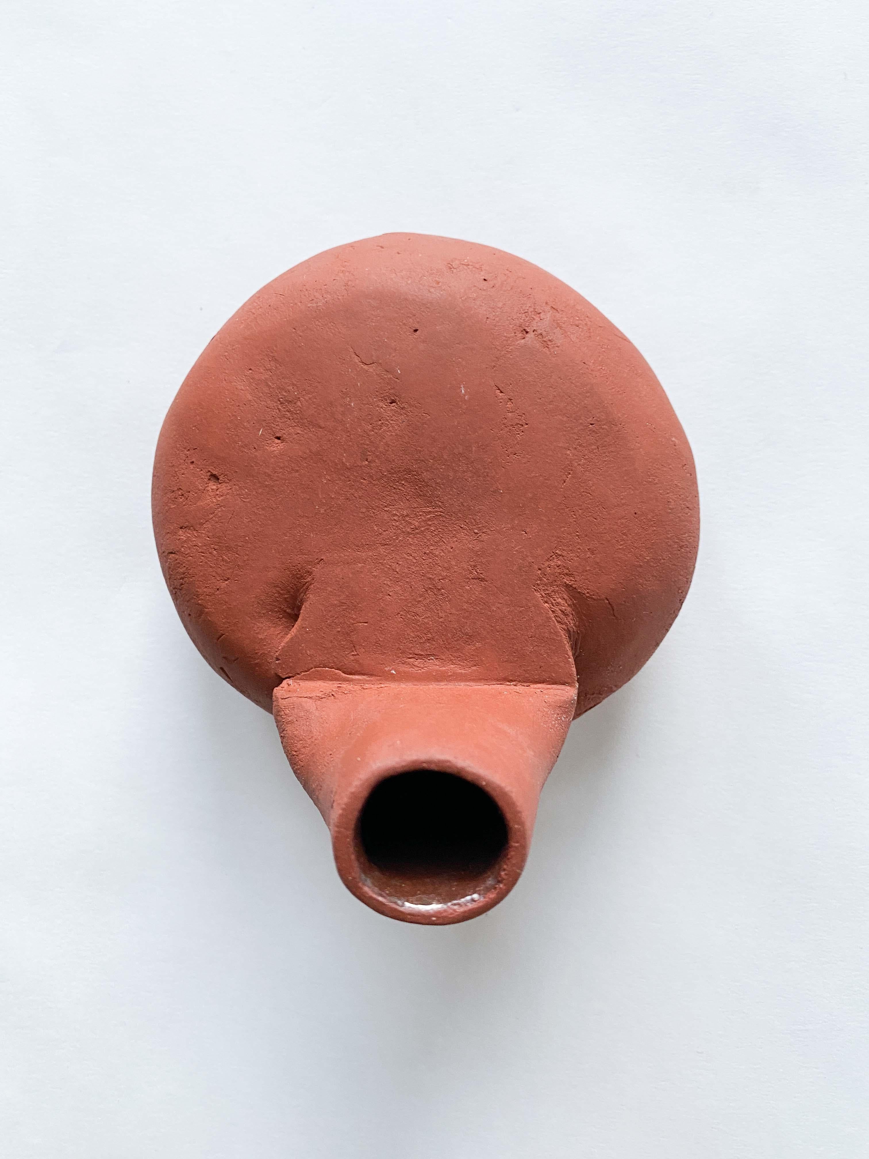 Altro Beneath The Radiator III Decorative Ceramic Vase by Lillian Tørlen in vendita