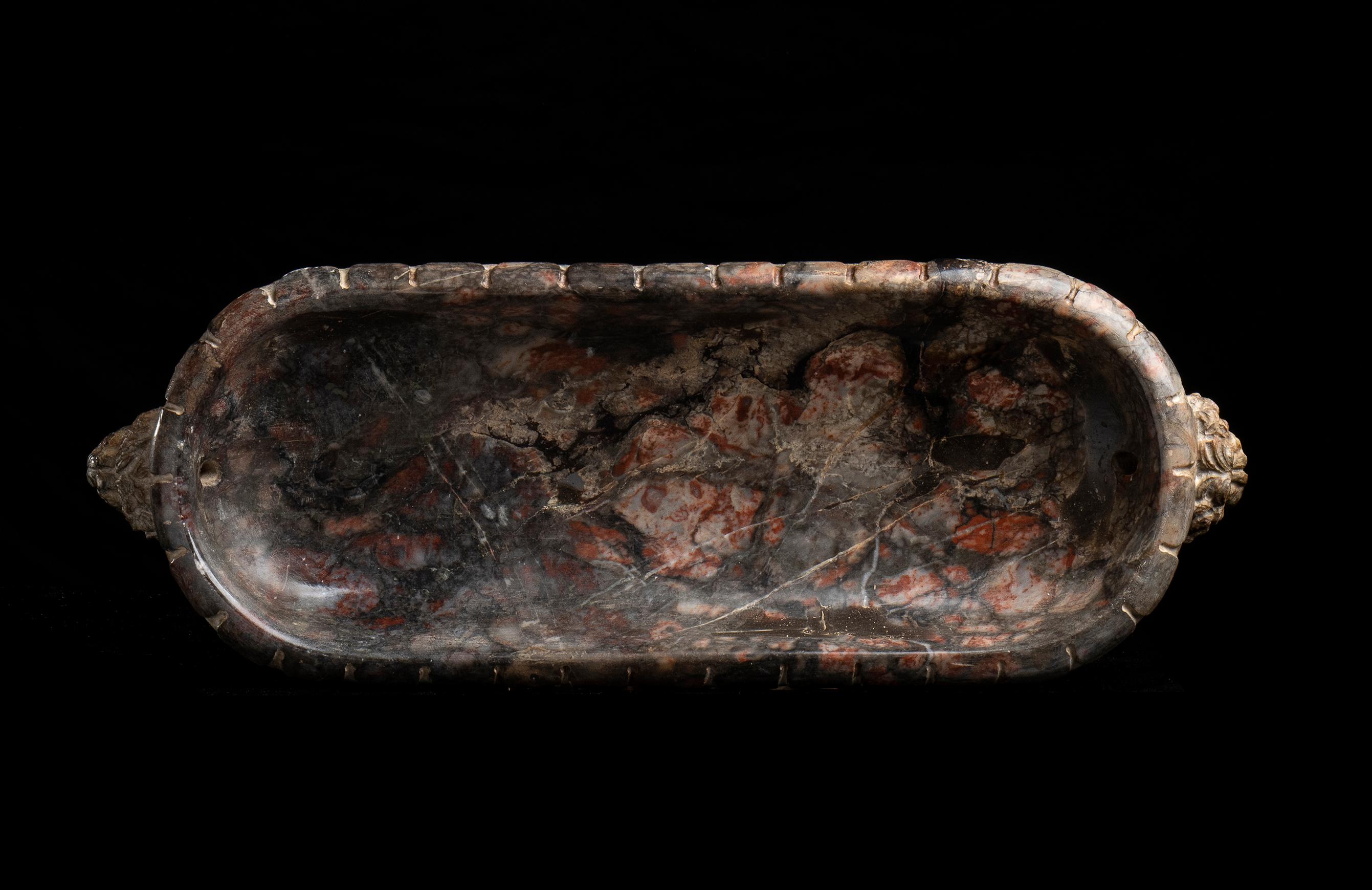 A large Italian Carved Africano And Giallo Antico Marble Tazza Roman Ambit 18th For Sale 5