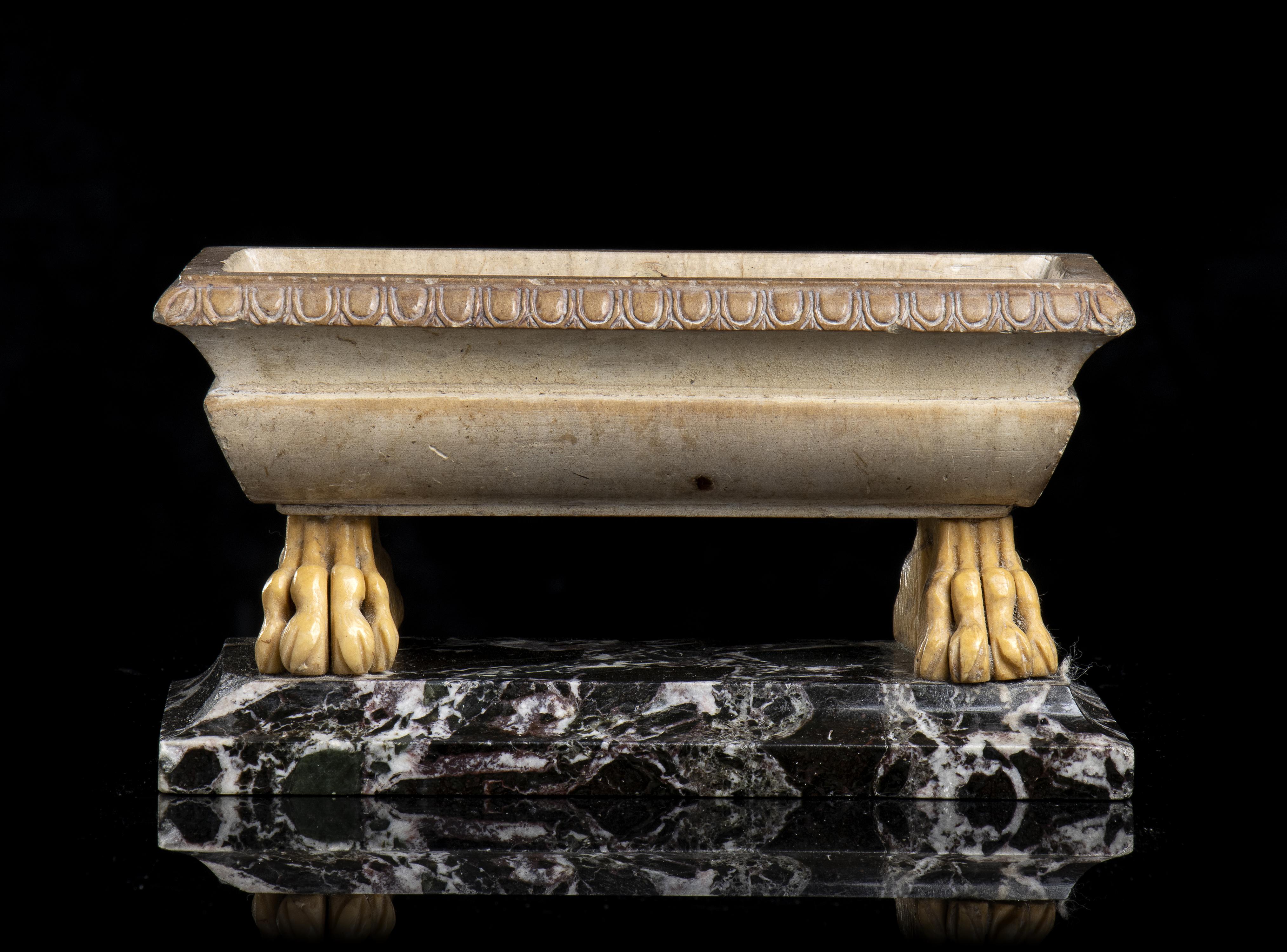Modèle de salle de bain Grand Tour en marbre Benedetto Boschetti  en vente 1