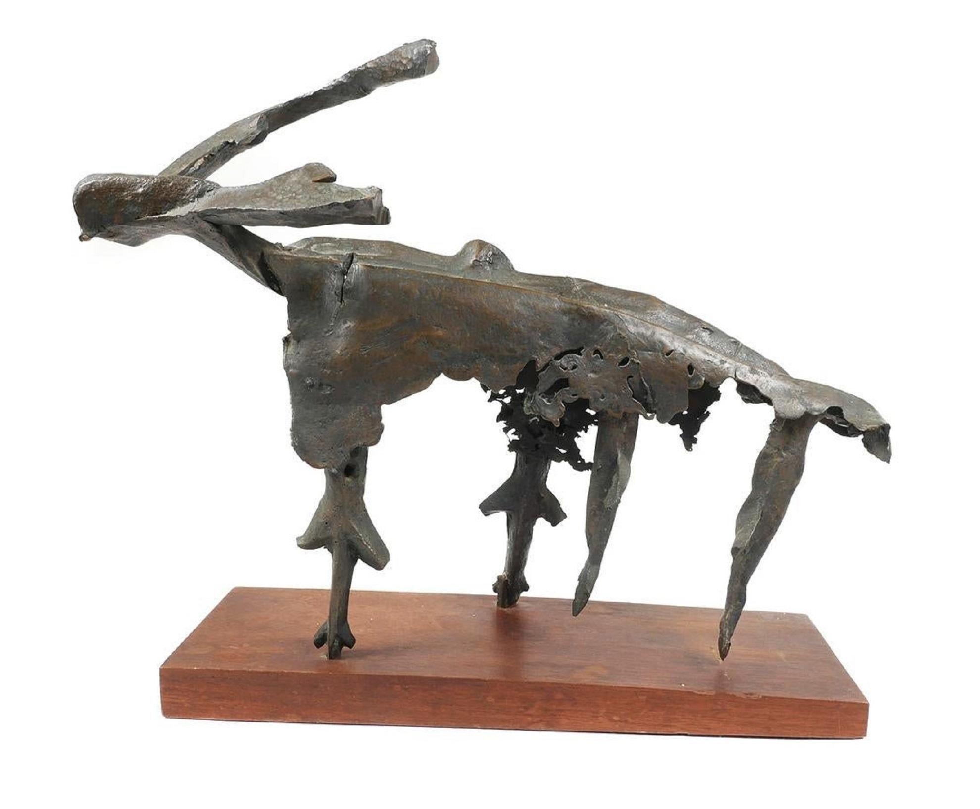 Sculpture en bronze d'une chèvre ou d'un bélier brutaliste abstrait, réalisée par l'artiste WPA et montée sur une base - Marron Abstract Sculpture par Benedict Michael Tatti