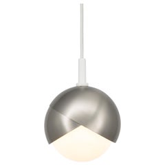 Lampe à suspension Benedict en nickel satiné, revêtement en poudre blanche, 22,5 cm de diamètre