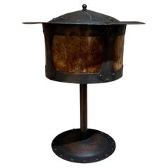 Style of Benedict Studios Arts and Crafts Table Lamp Hammered Copper Mica