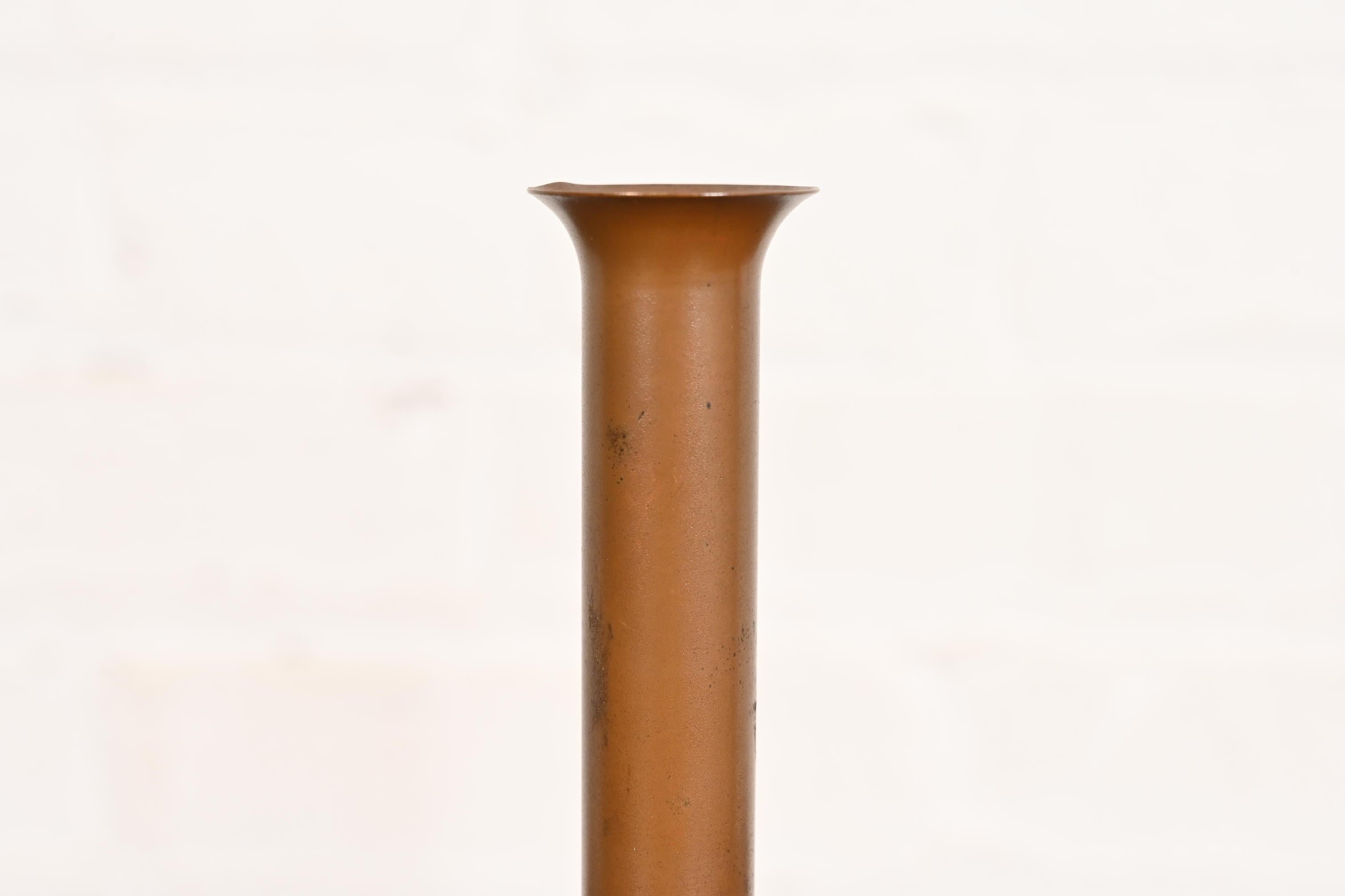 Benedict Studios Arts and Crafts Bronze-Knospenvasen, Paar im Angebot 2