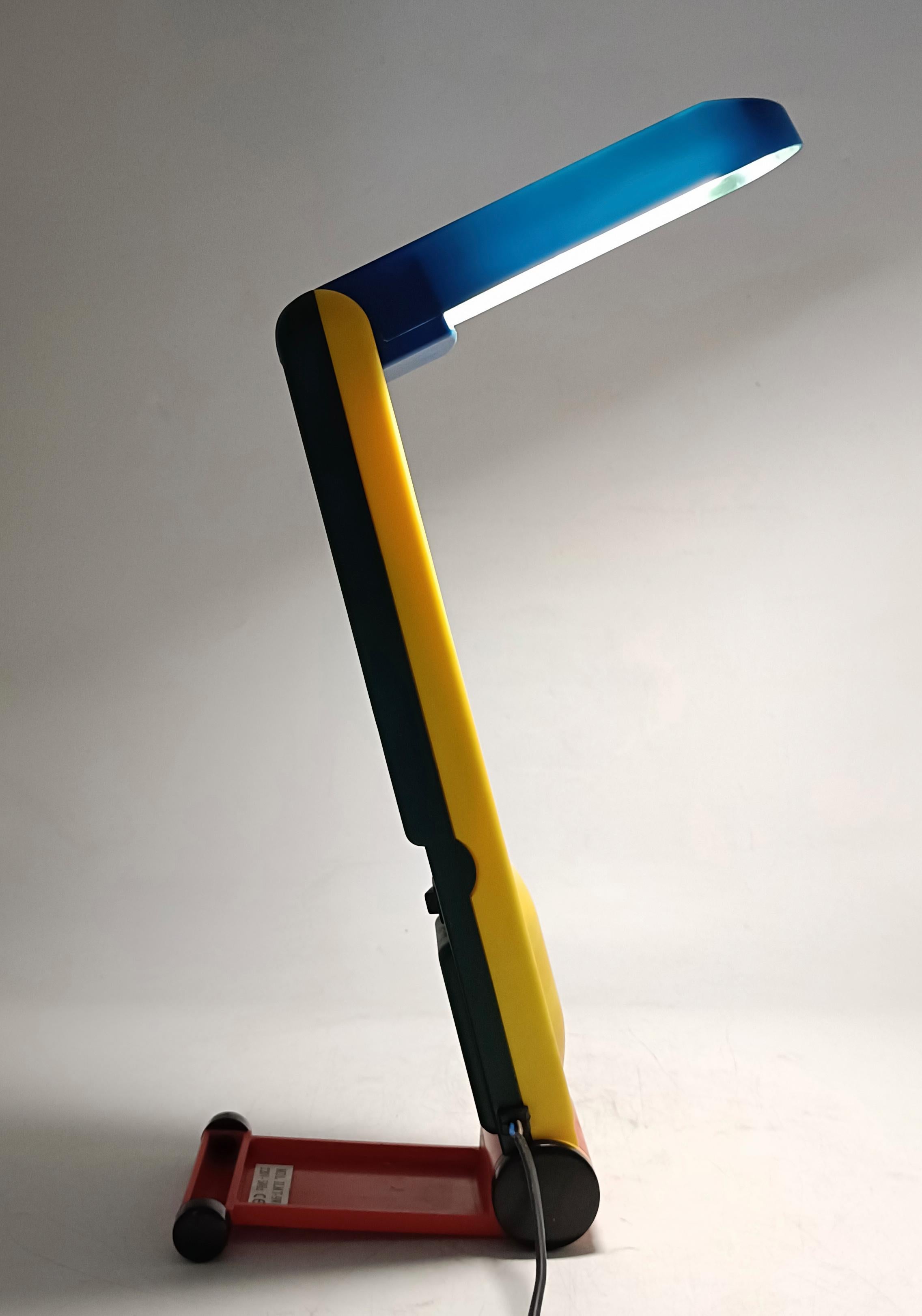 Benetton Folding Table Lamp Memphis Style, Italy 1980s For Sale 1