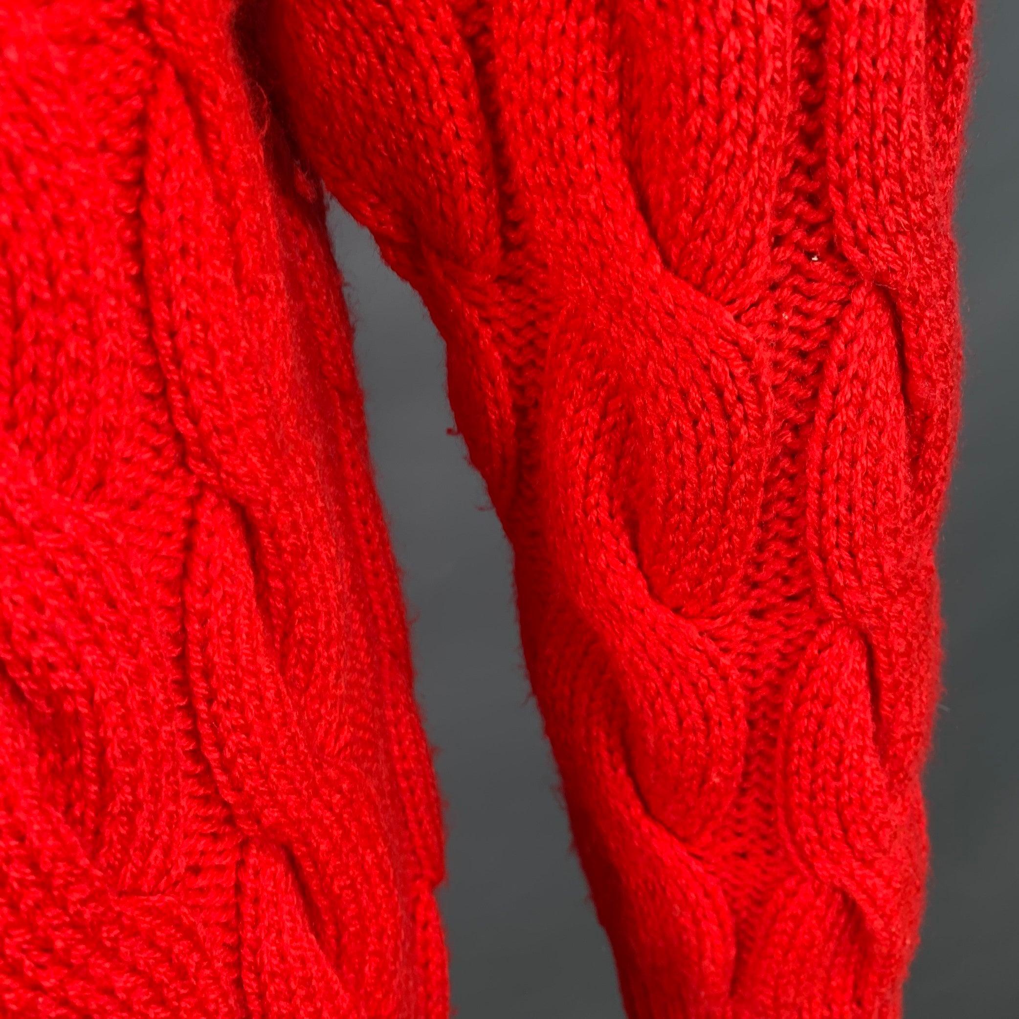 BENETTON Size M Red Cable Knit Wool Acrylic Crew Neck Sweater For Sale 2