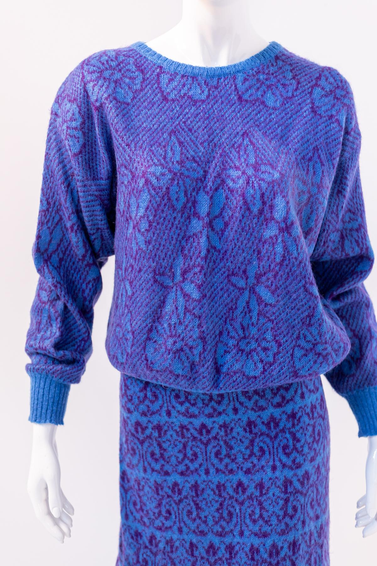 Benetton Vintage Blue Wool Skirt Suit For Sale 1