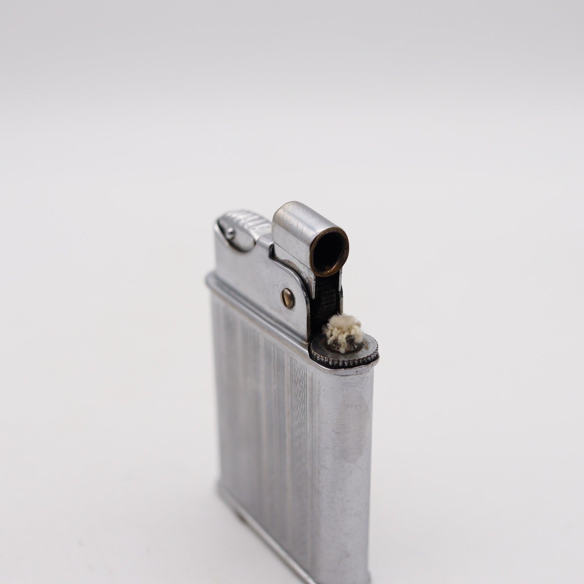 English BENEY 1940 Art Deco Penge Model Petrol Pocket Lighter In Chromed Steel For Sale