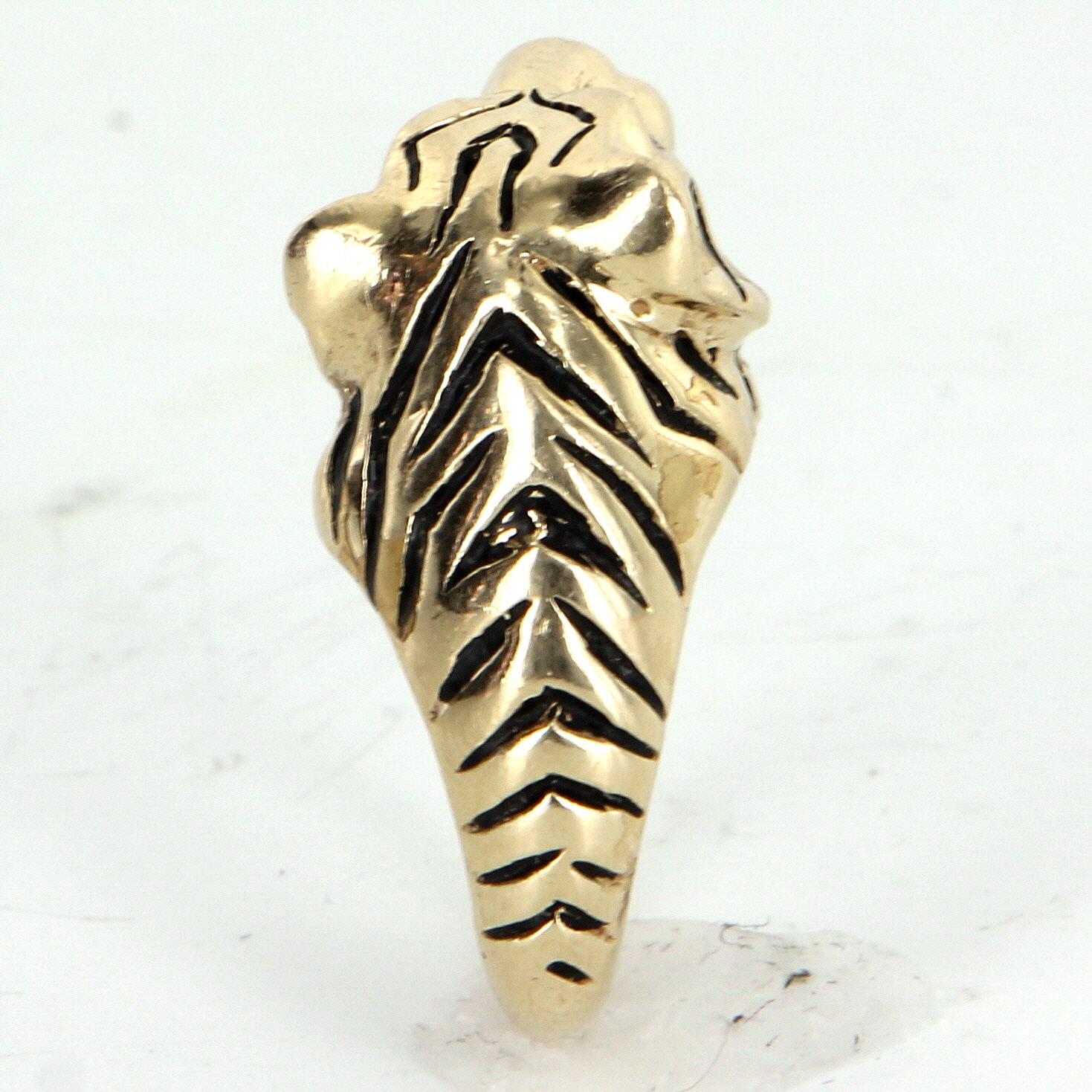 Bengal Tiger Ring Vintage 14k Yellow Gold Black Enamel Estate Animal Jewelry For Sale 2