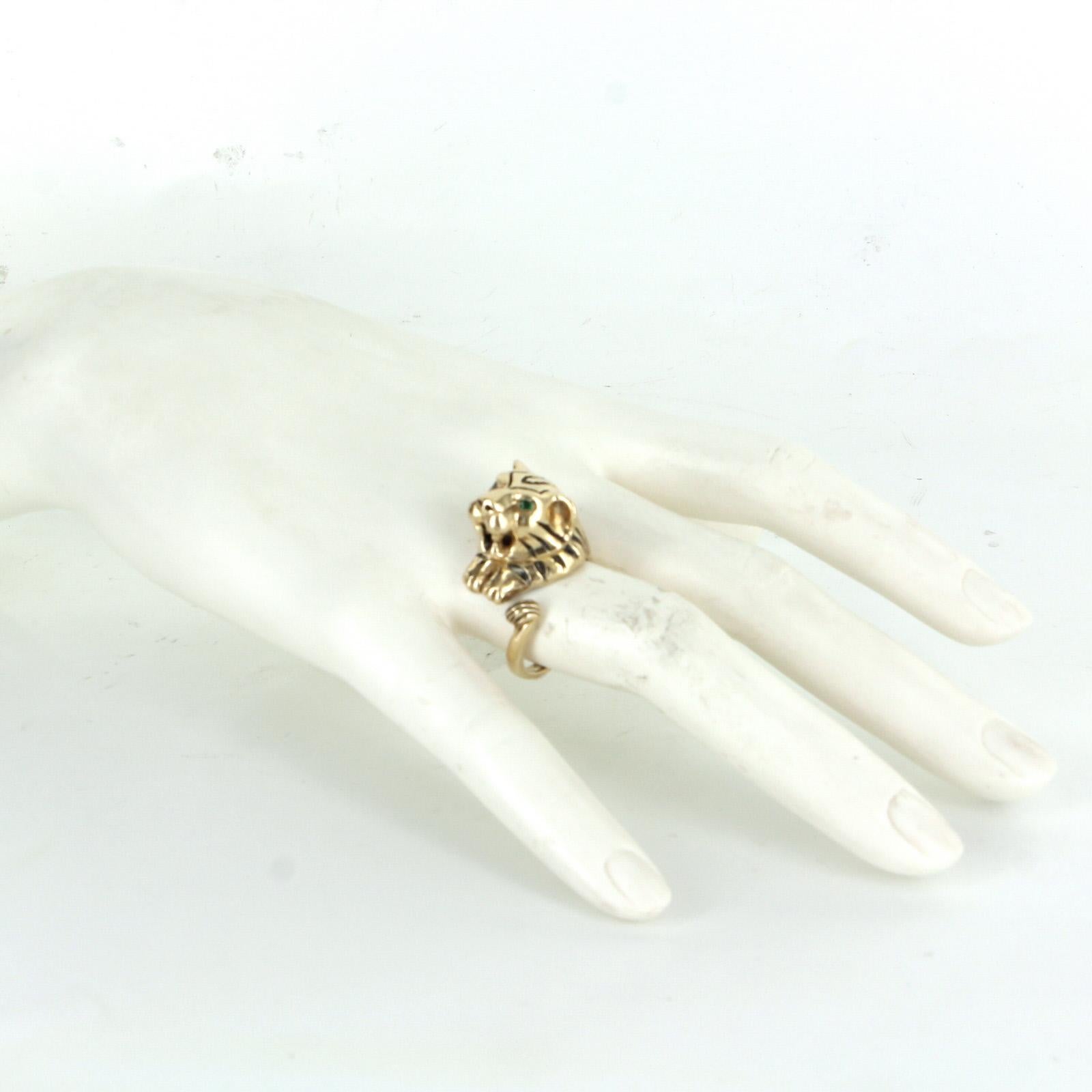 Bengal Tiger Ring Vintage 14k Yellow Gold Black Enamel Estate Animal Jewelry For Sale 3