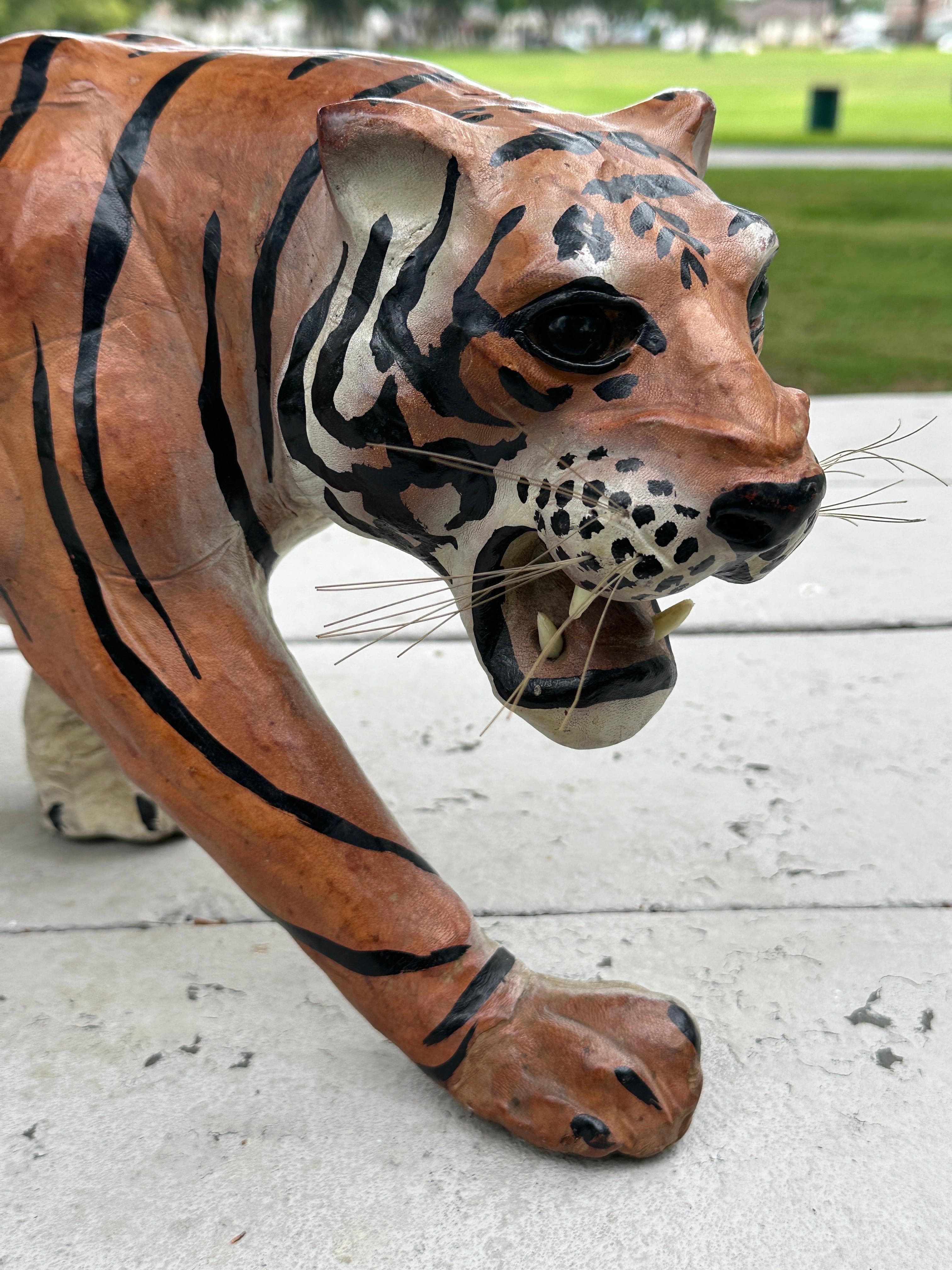 Bengalische Tiger-Skulptur im Angebot 5